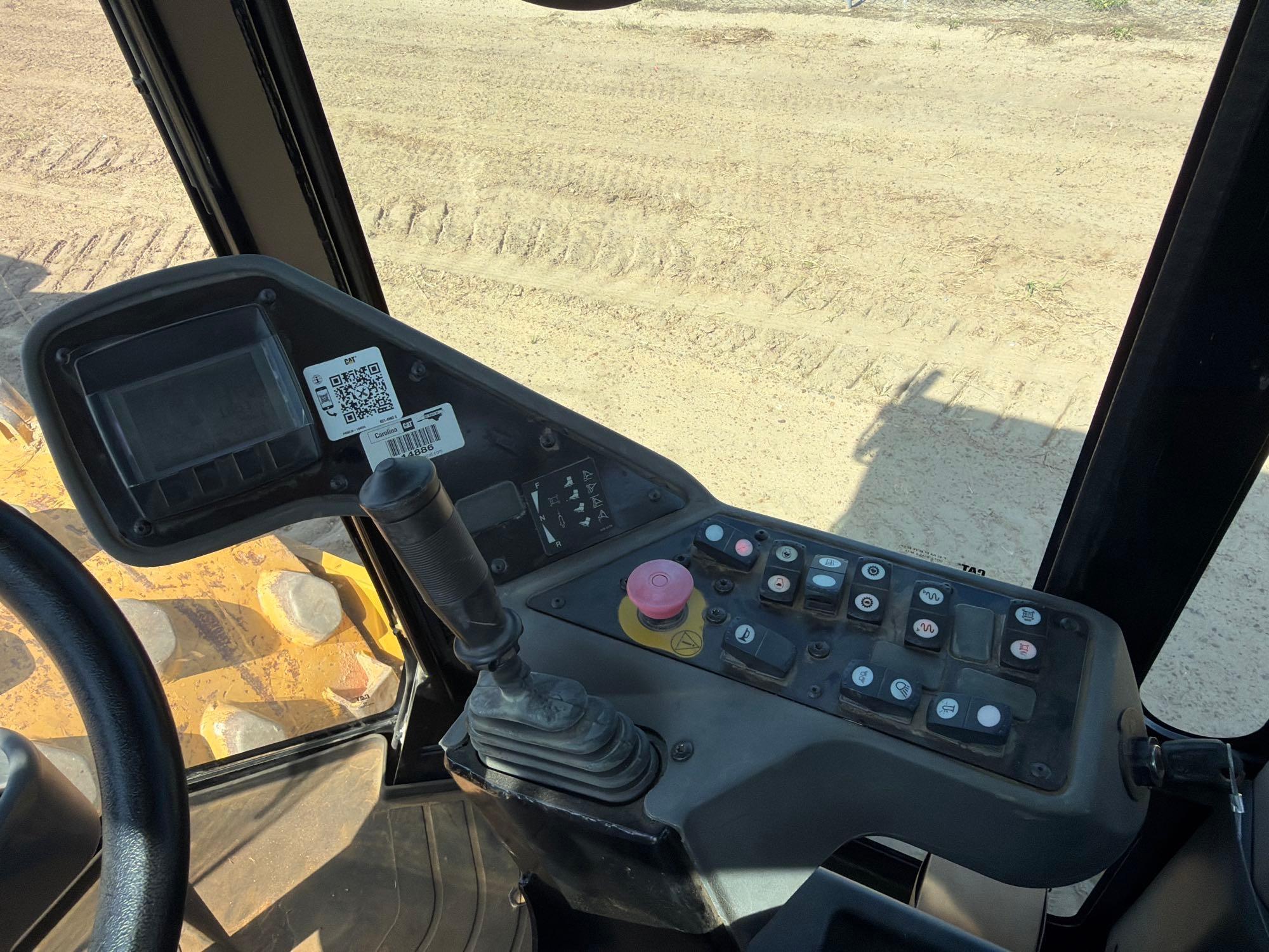 Caterpillar CS-44