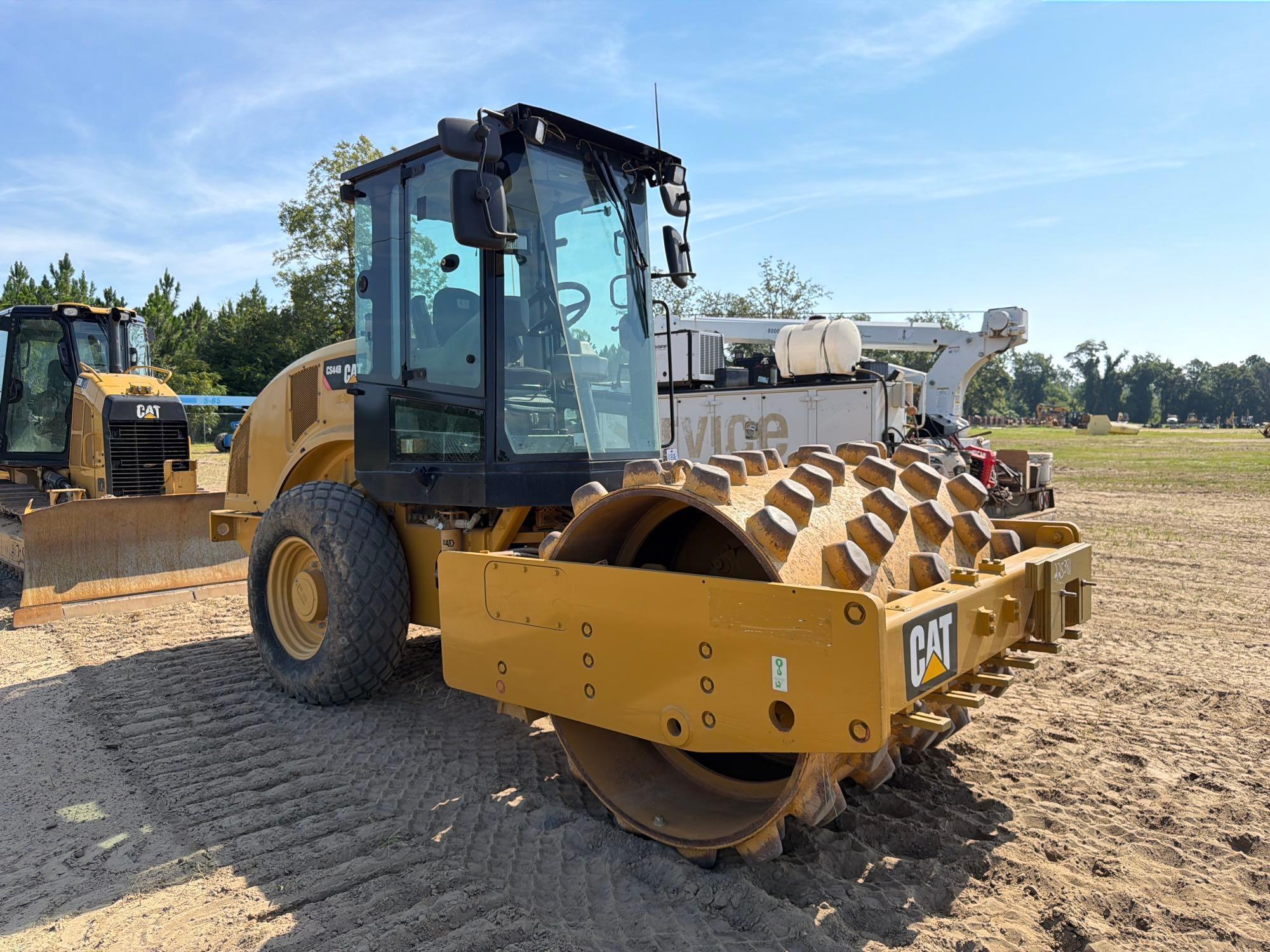 Caterpillar CS-44
