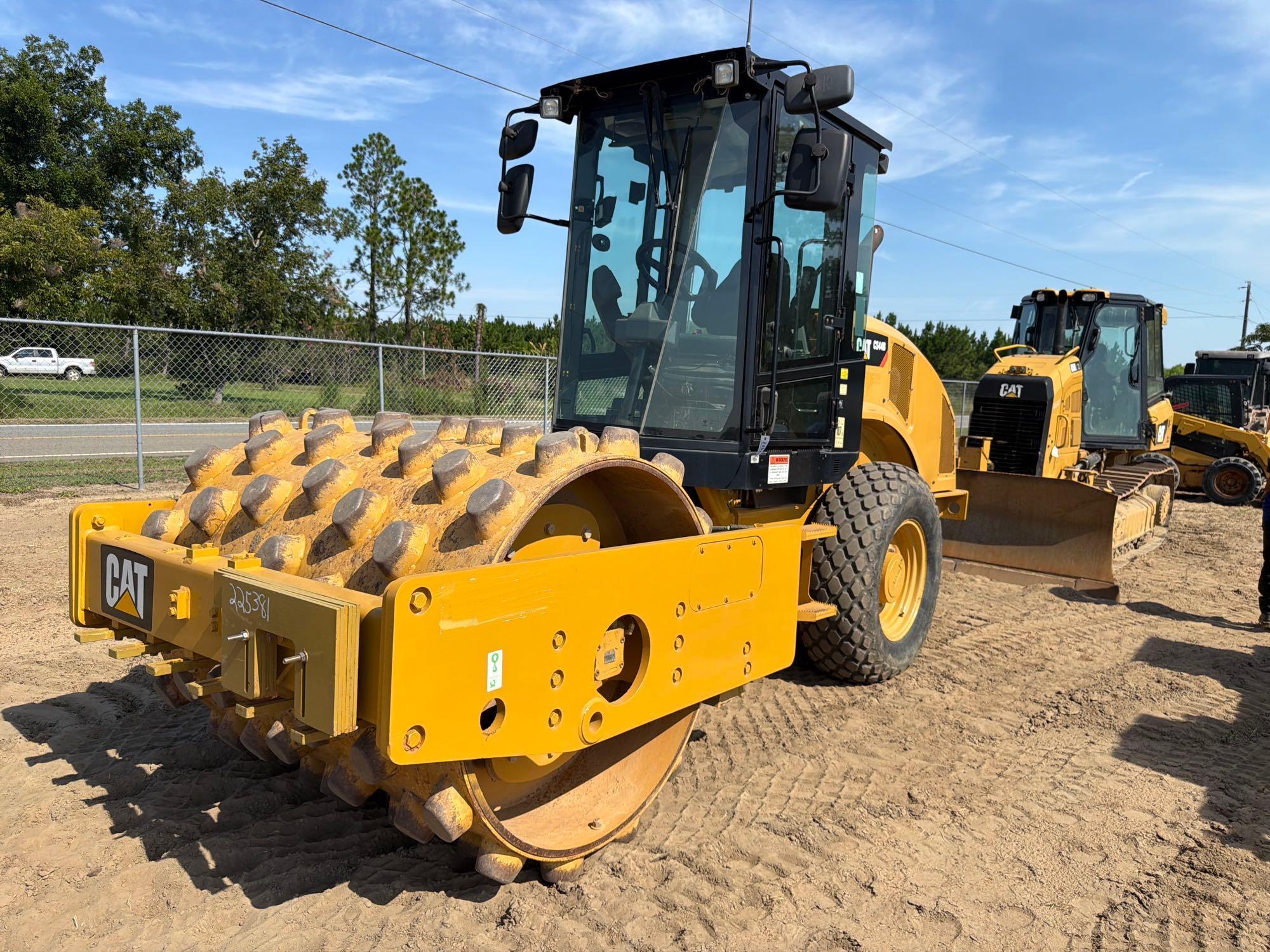 Caterpillar CS-44