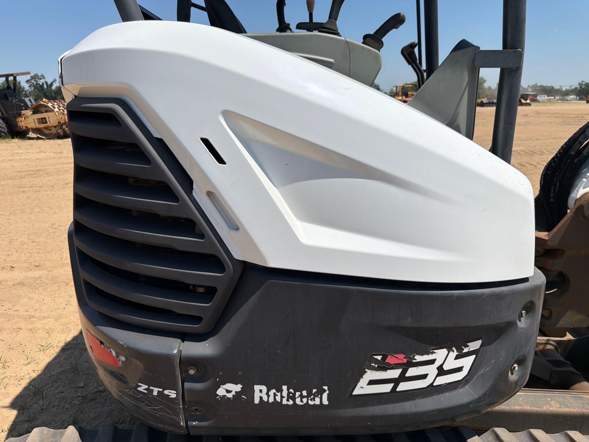 Bobcat E35