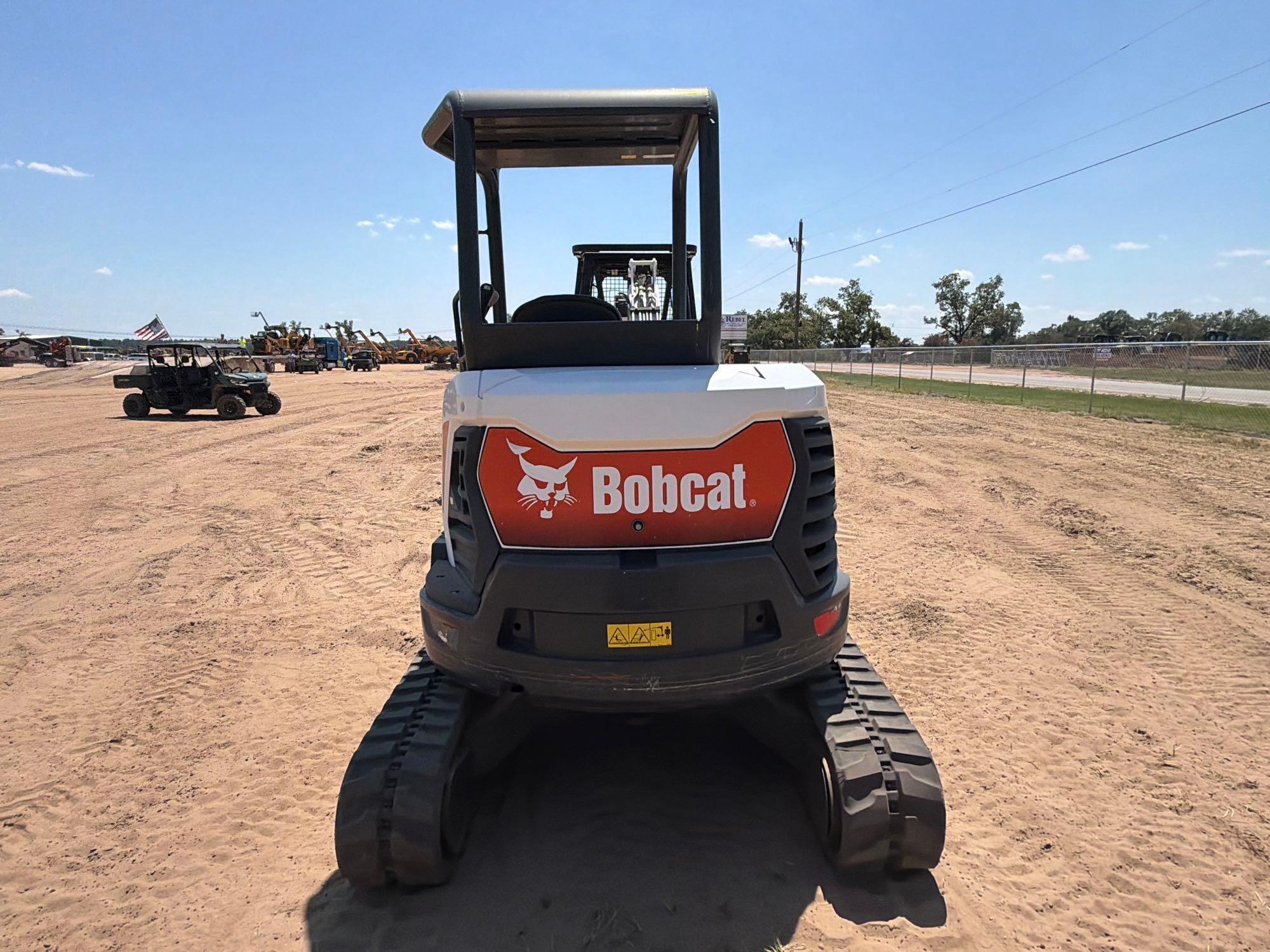 Bobcat E35