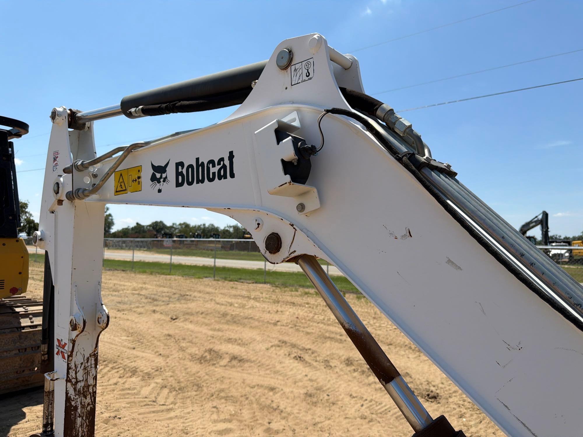 Bobcat E35