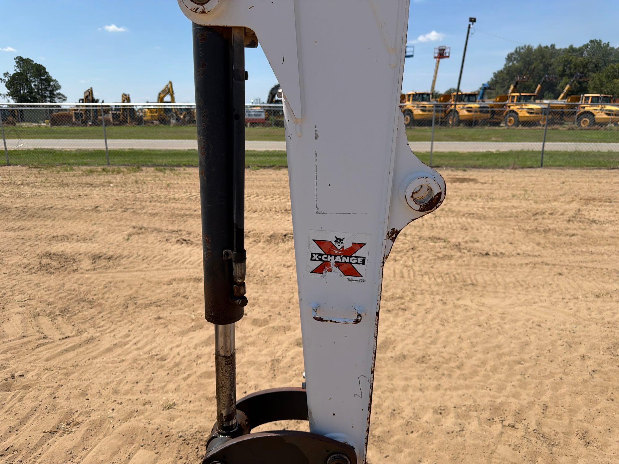 Bobcat E35