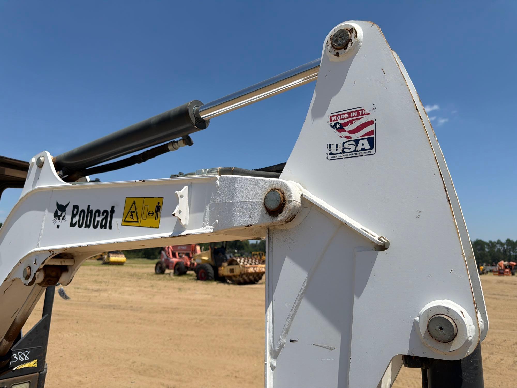 Bobcat E35