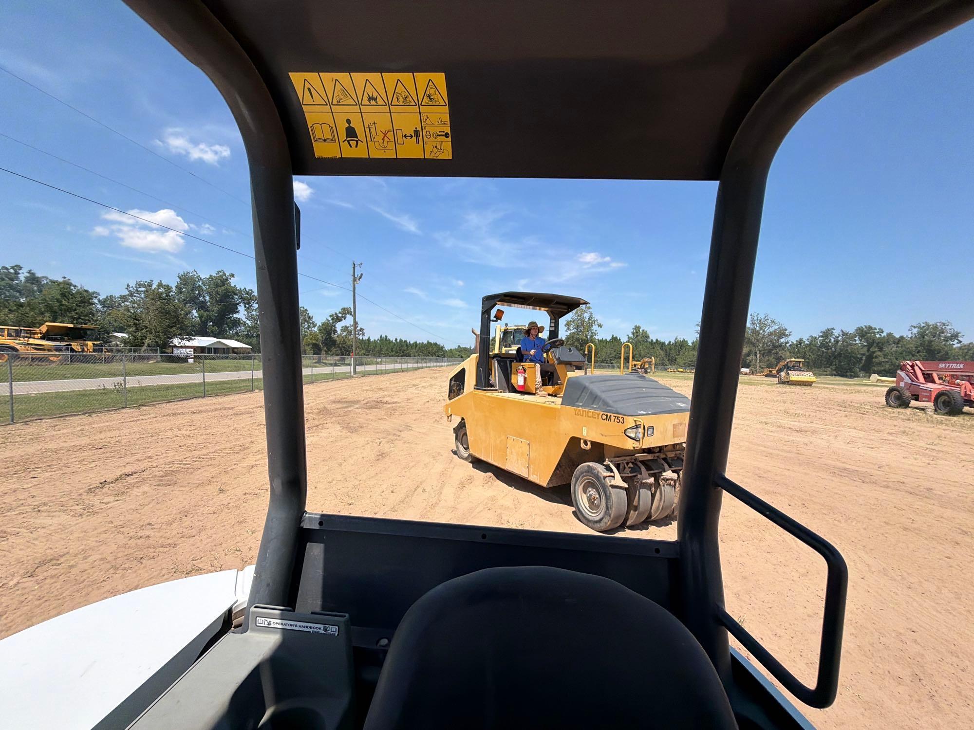 Bobcat E35