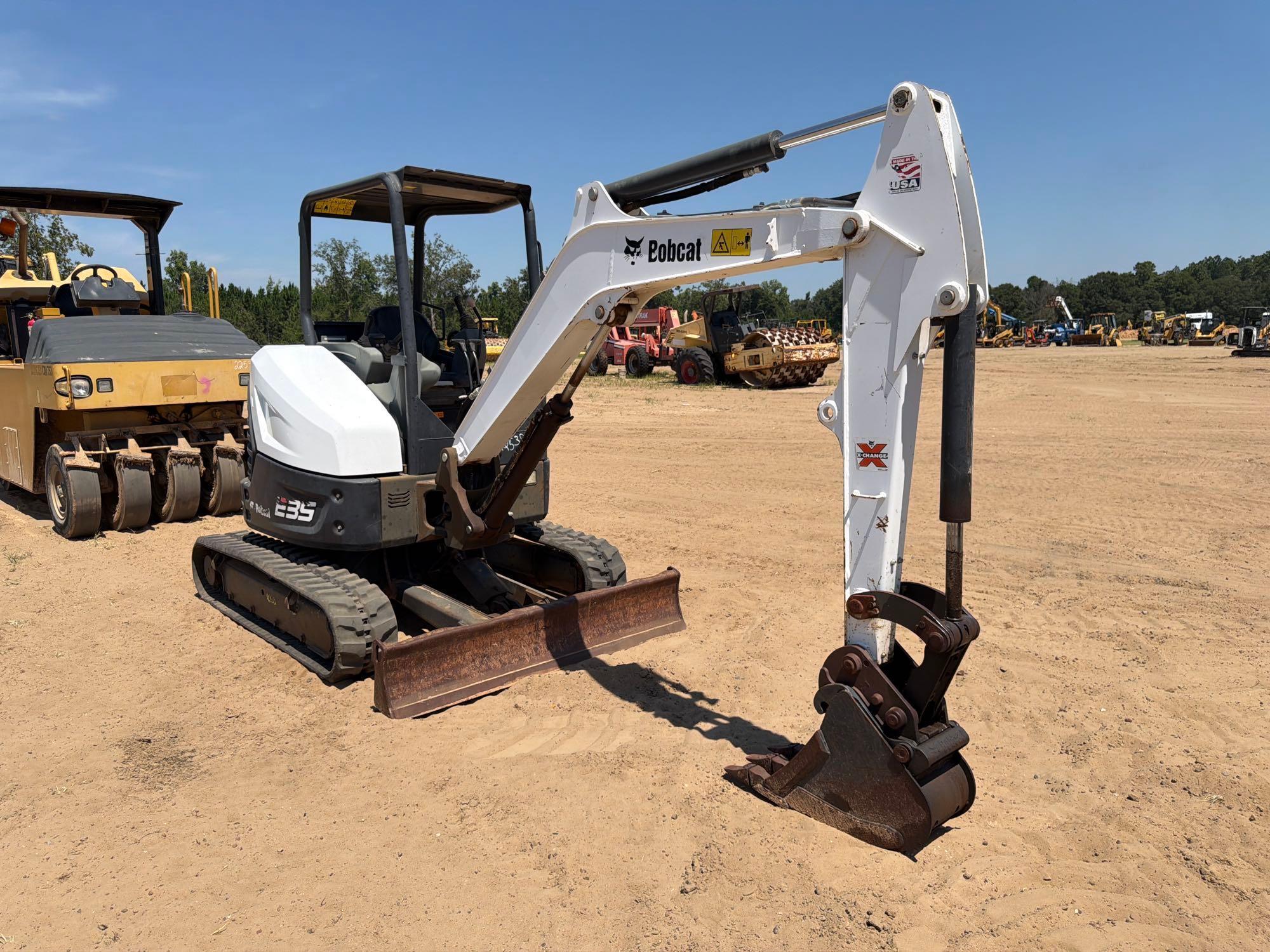 Bobcat E35