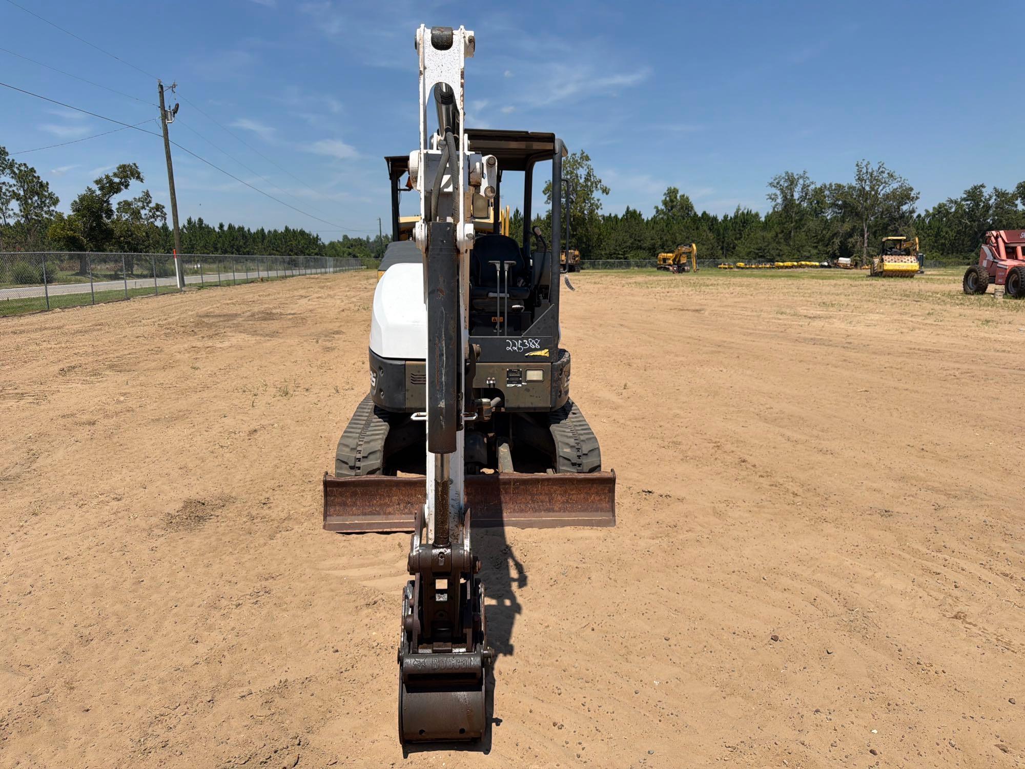 Bobcat E35