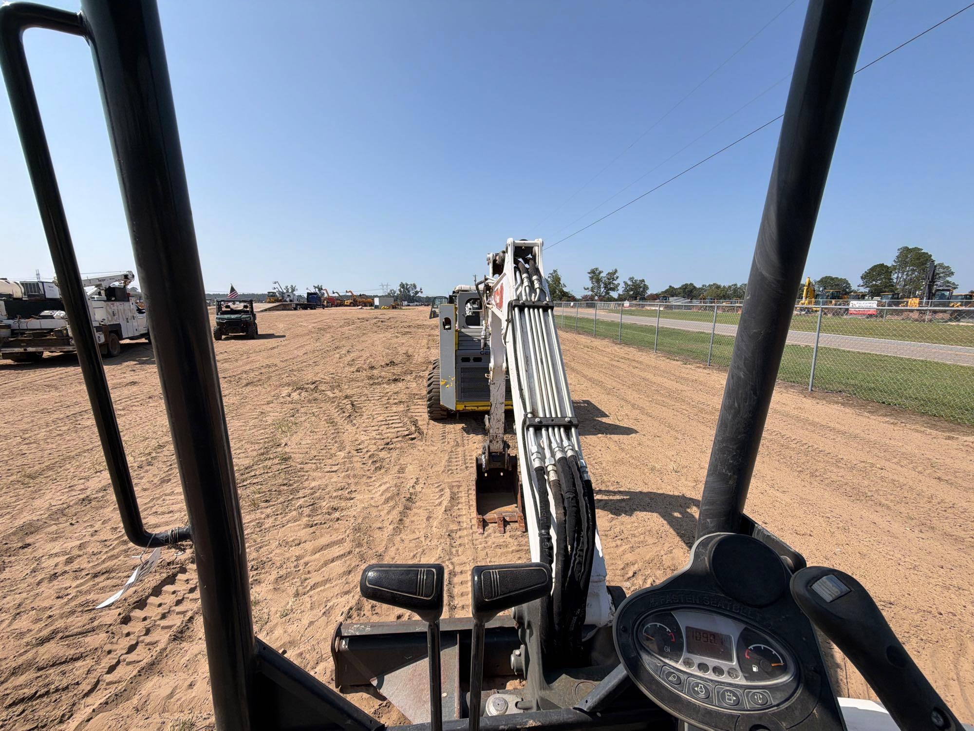 Bobcat 321