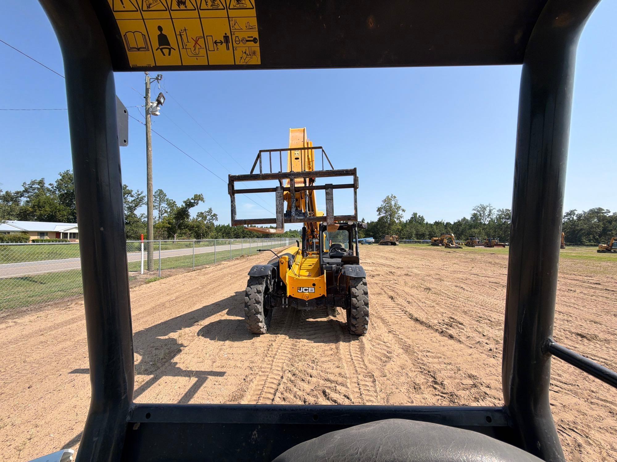 Bobcat 321