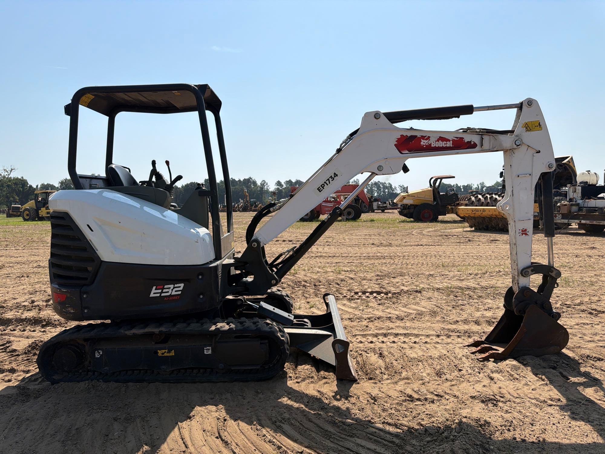 Bobcat 321
