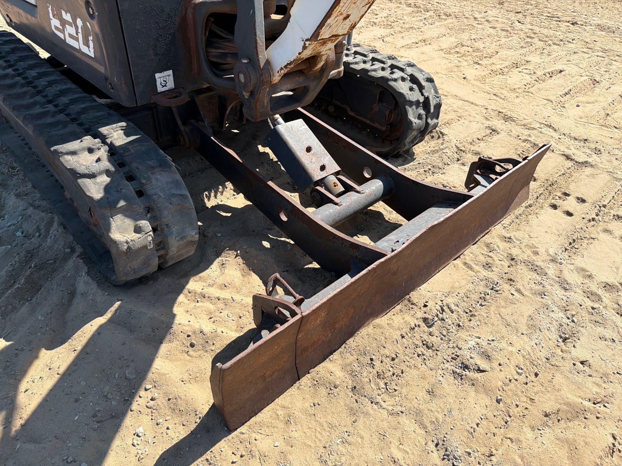 Bobcat E20