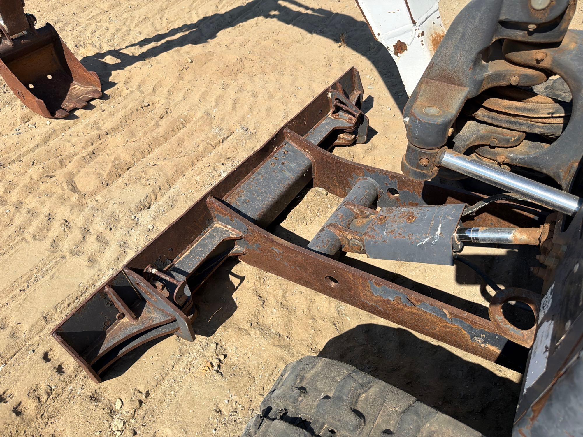 Bobcat E20