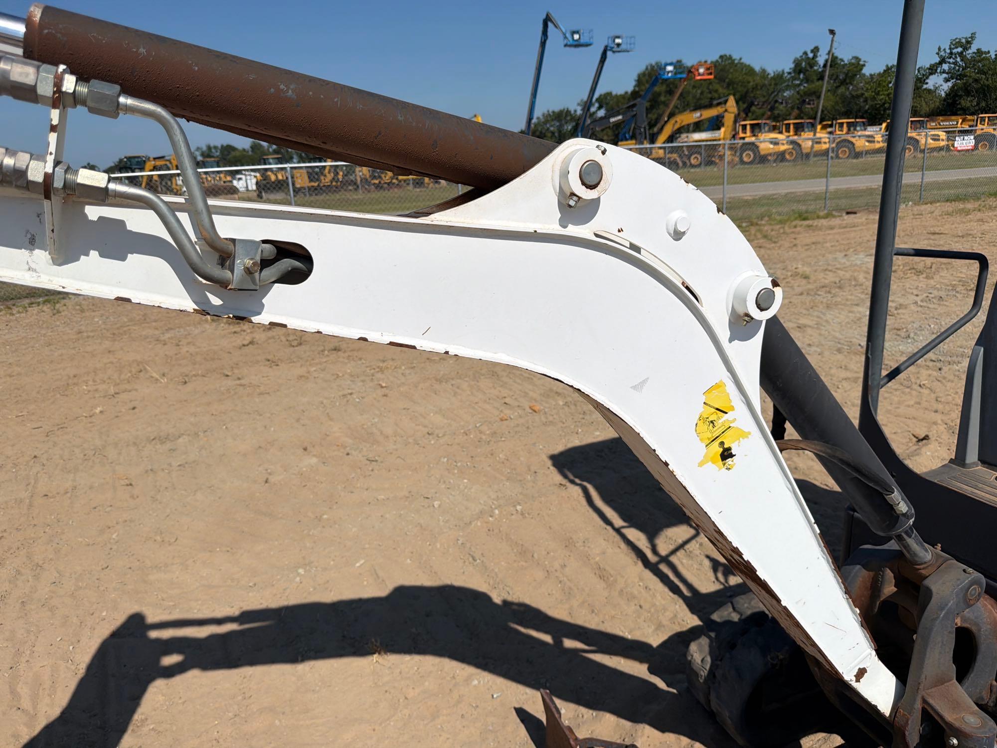 Bobcat E20