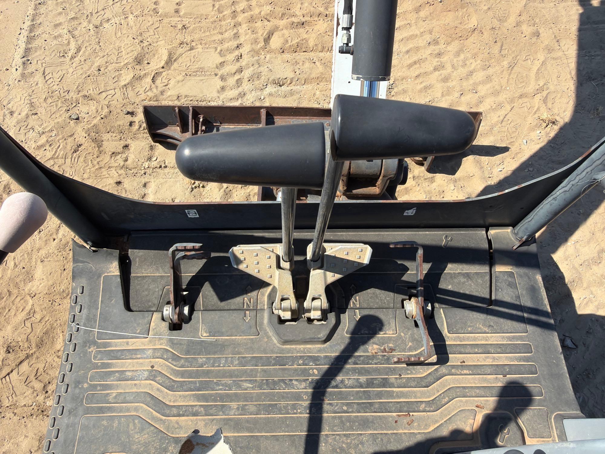 Bobcat E20