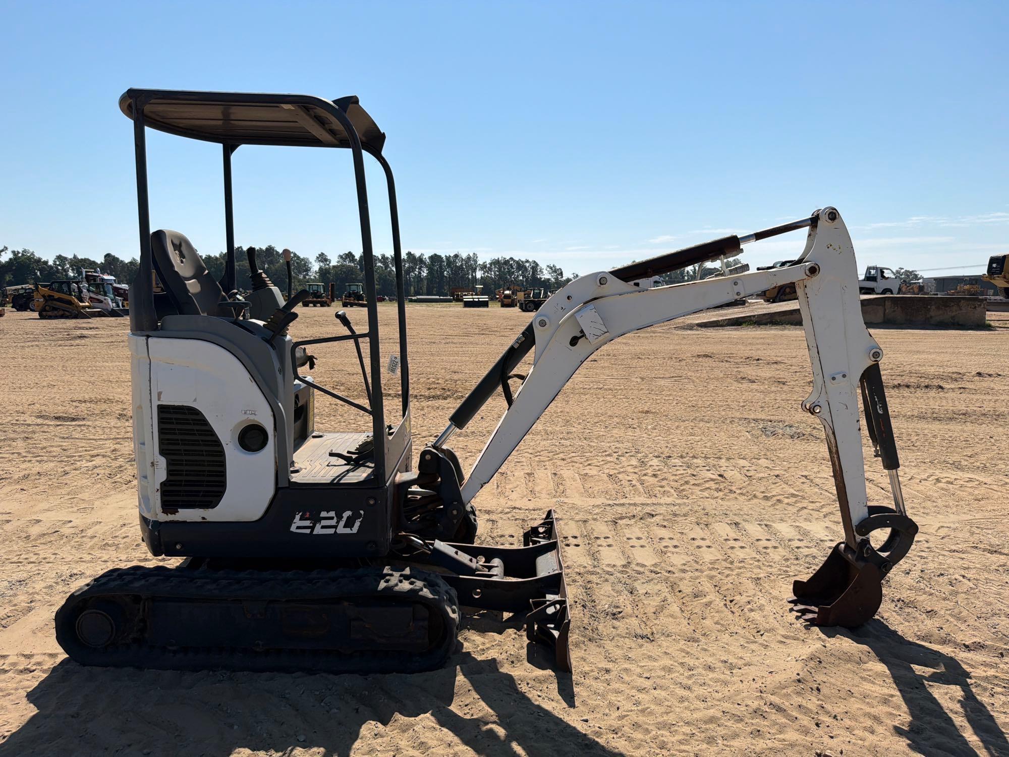 Bobcat E20