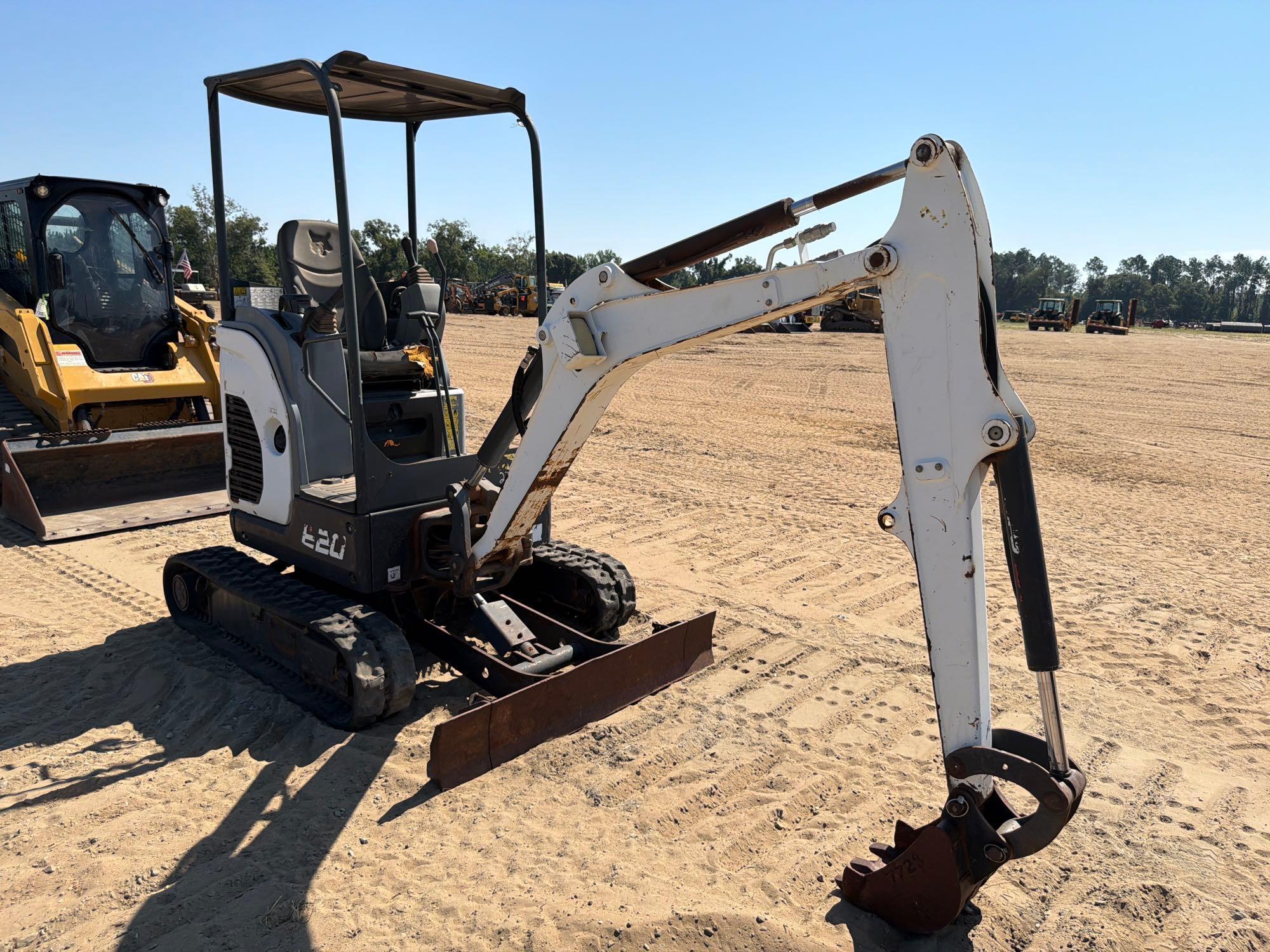 Bobcat E20