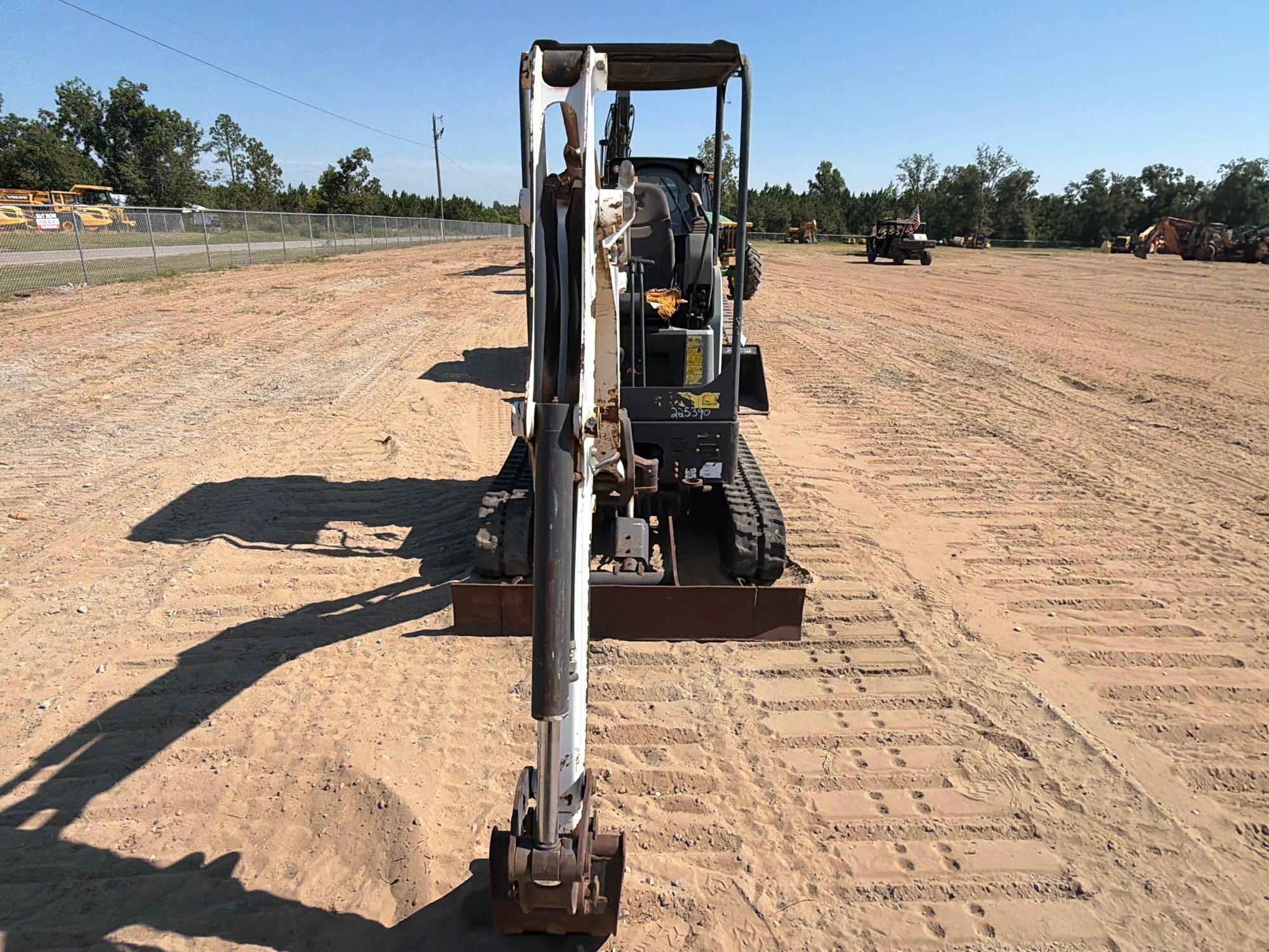 Bobcat E20