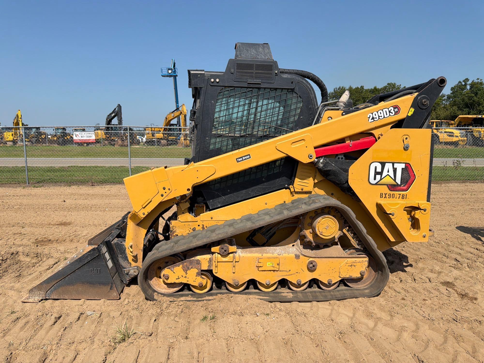 Photo of Caterpillar 299D