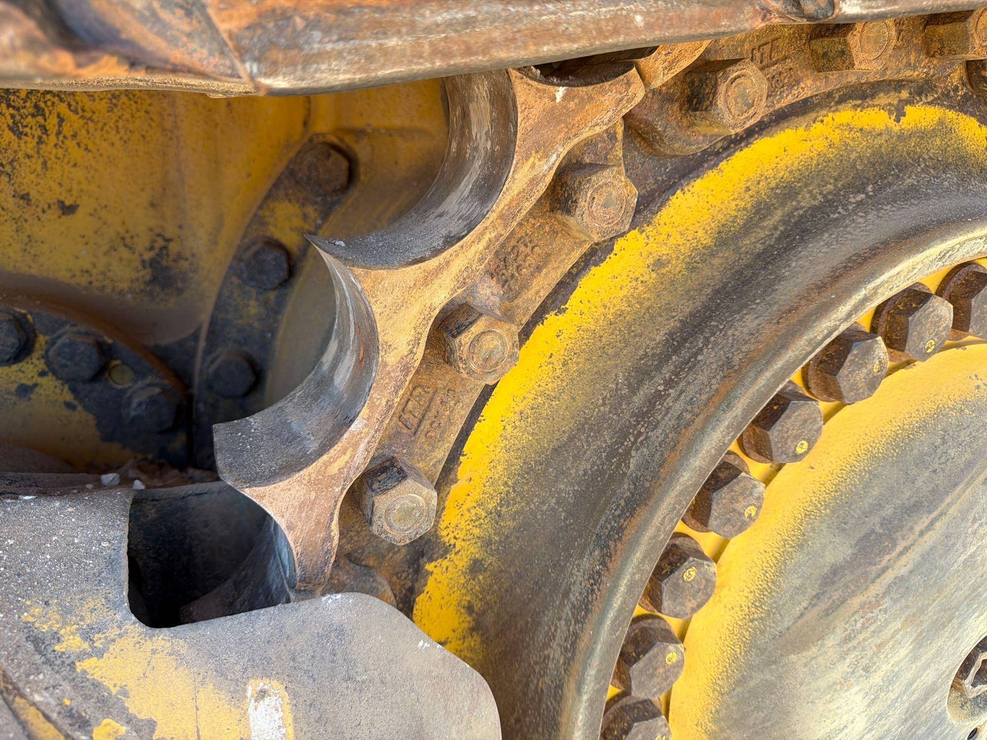 Komatsu D85