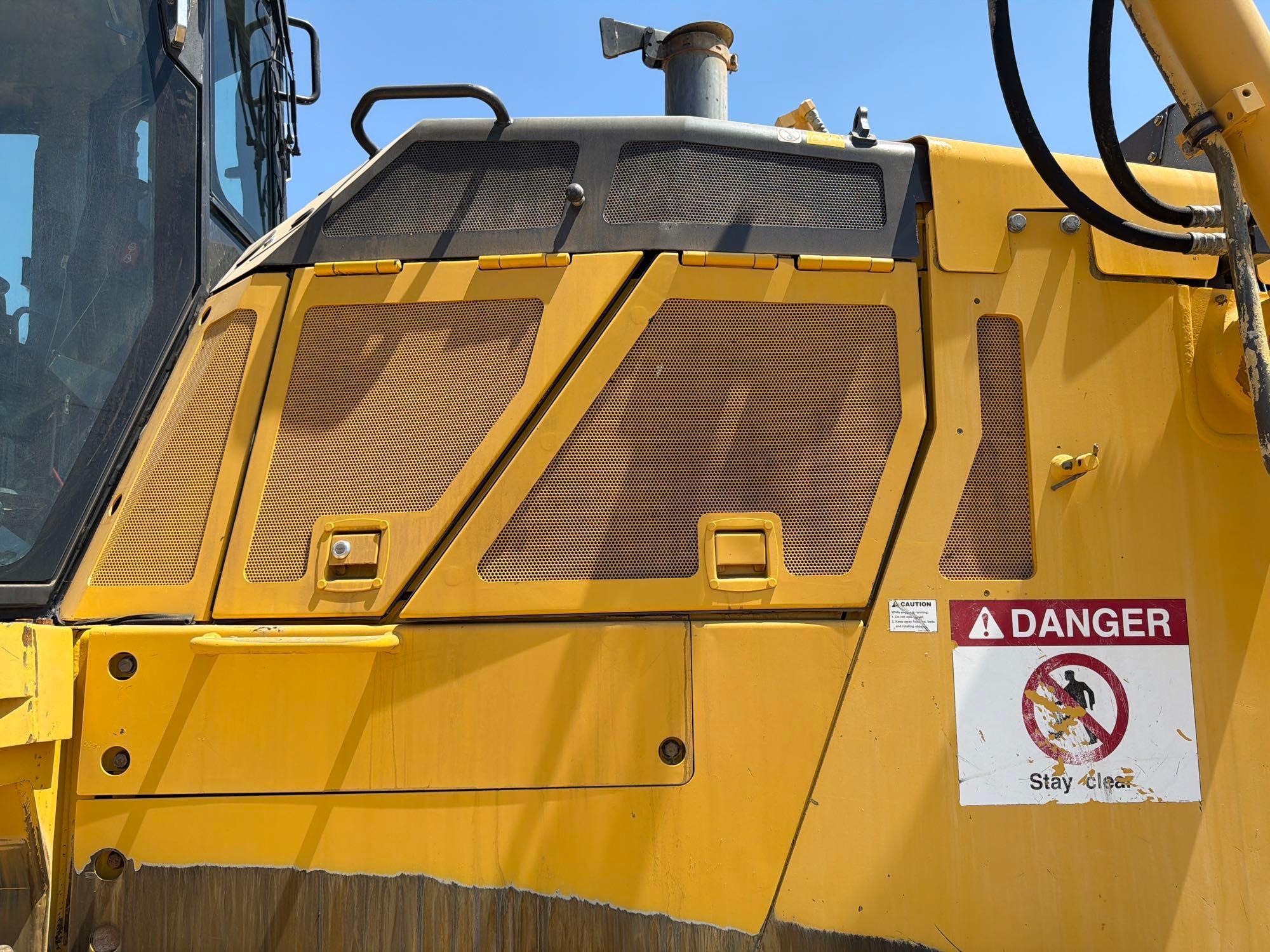 Komatsu D85