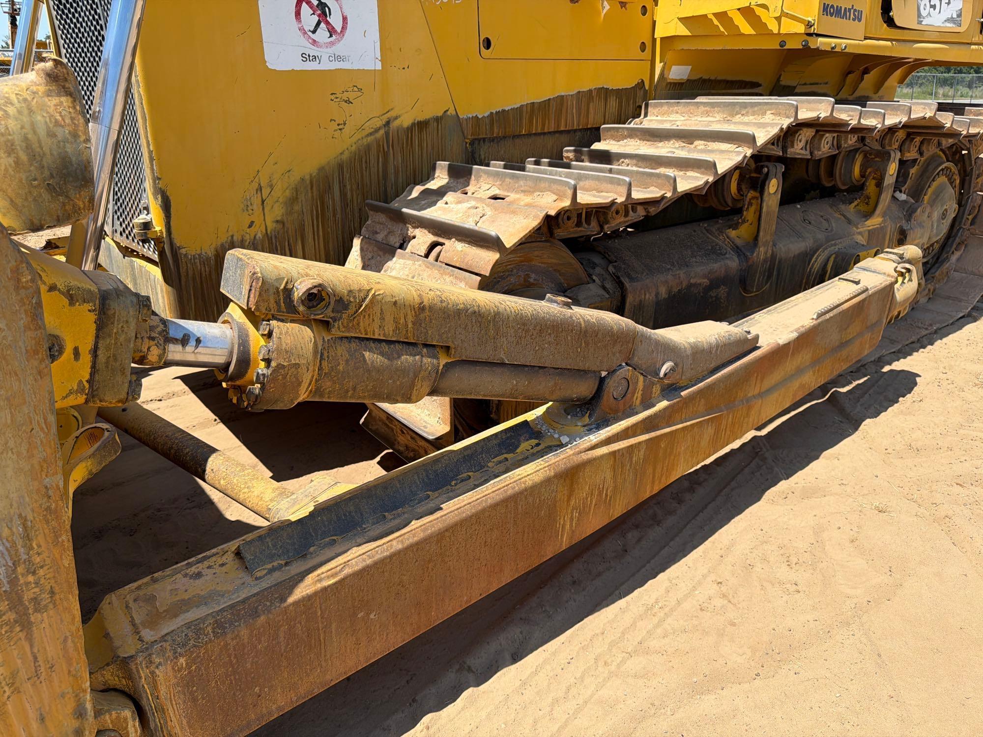 Komatsu D85