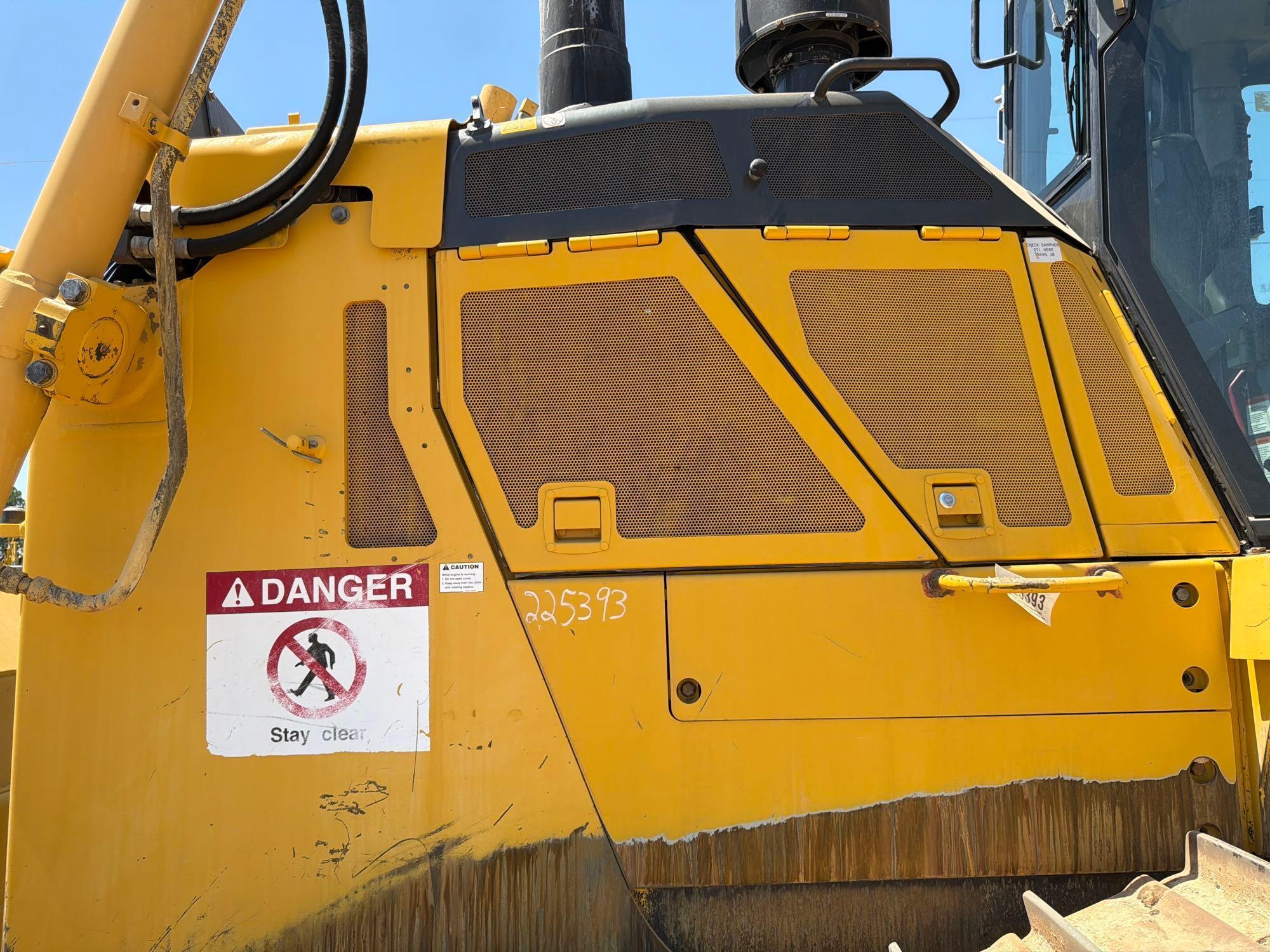 Komatsu D85
