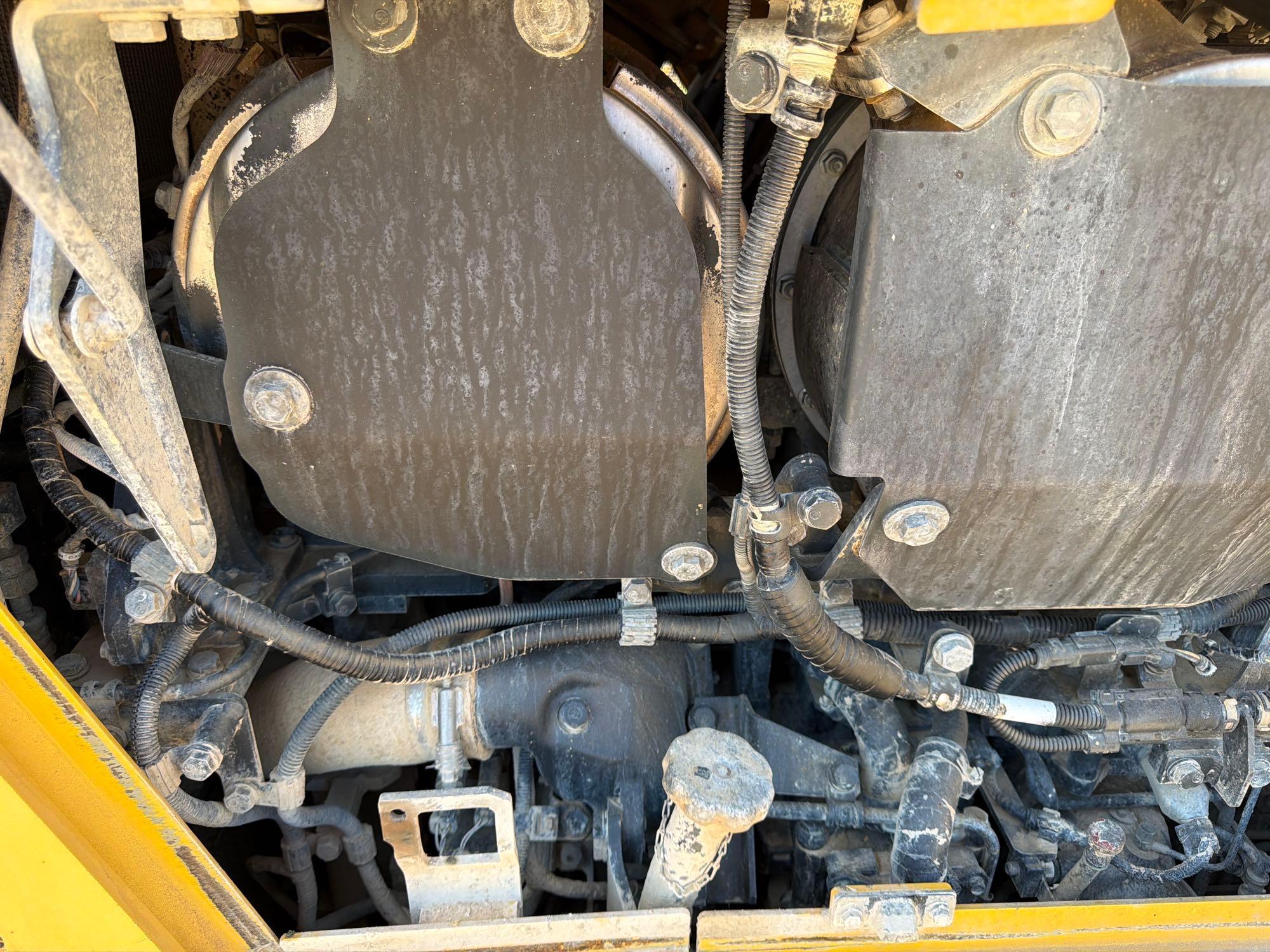 Komatsu D85