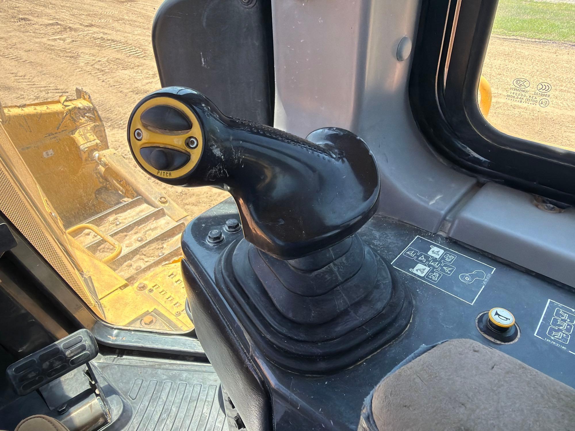Komatsu D85