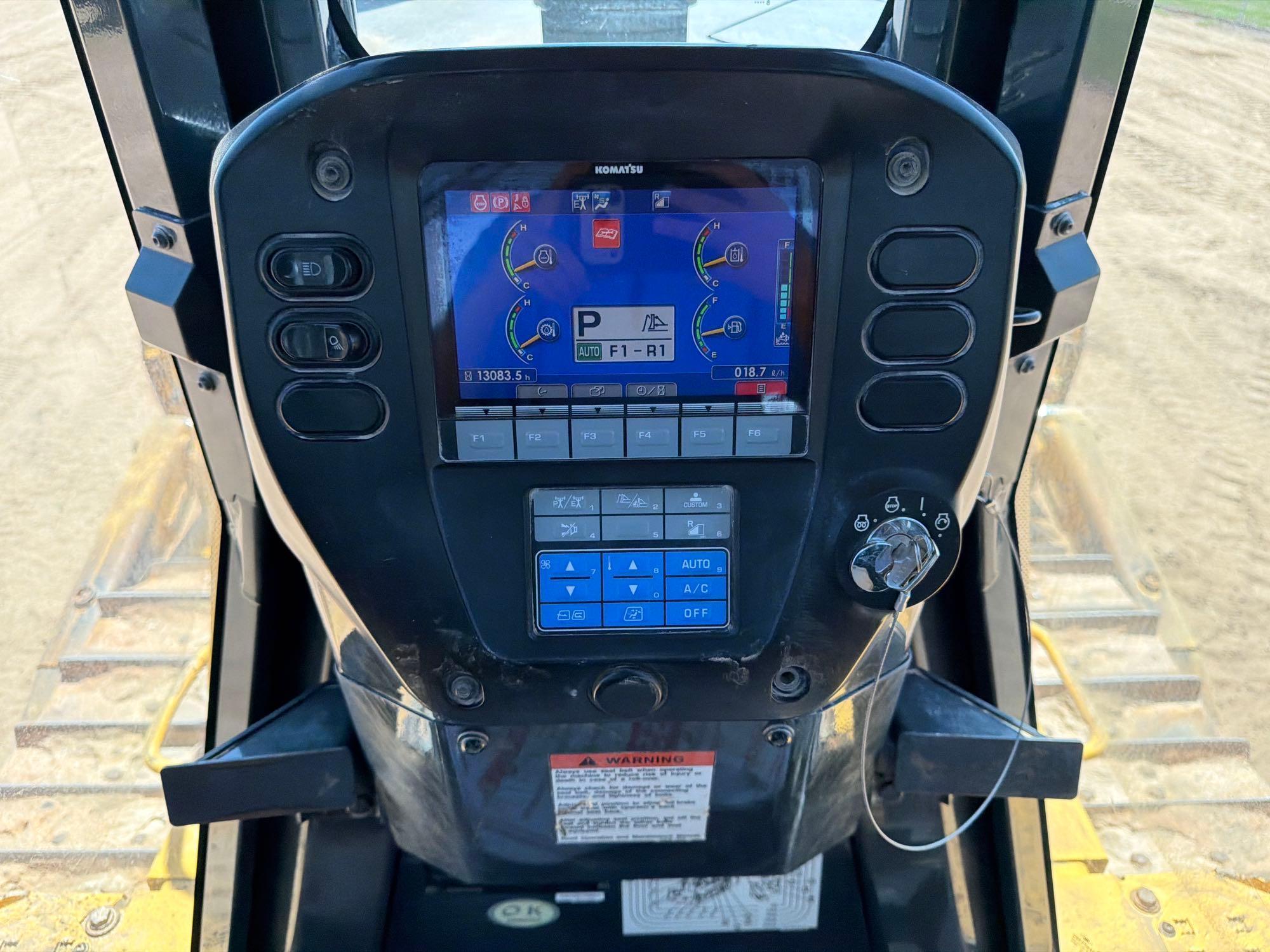 Komatsu D85