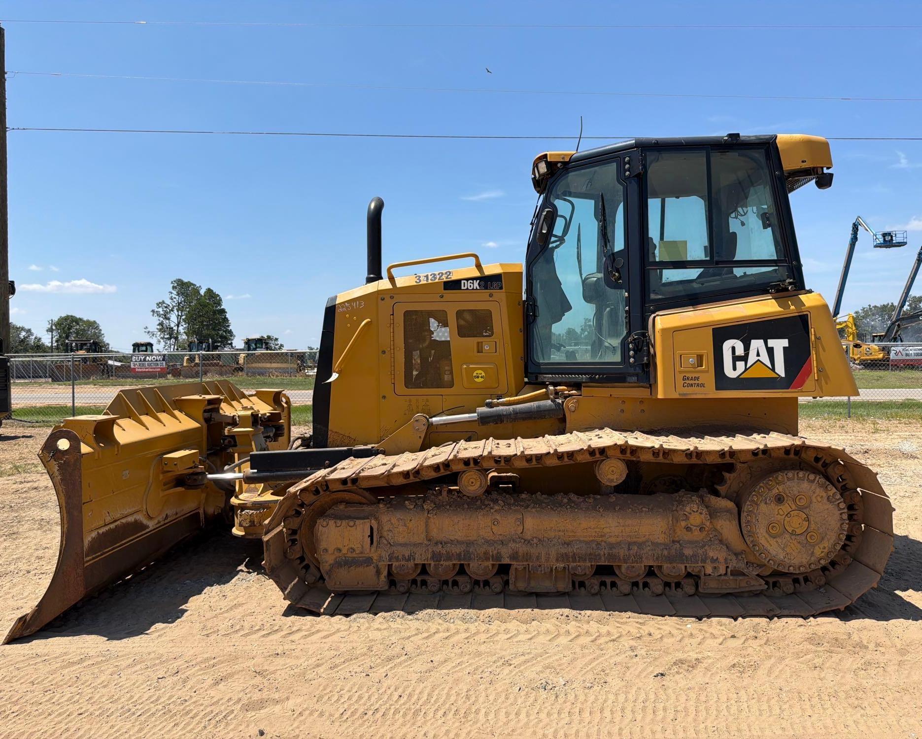 Photo of Caterpillar D6K2