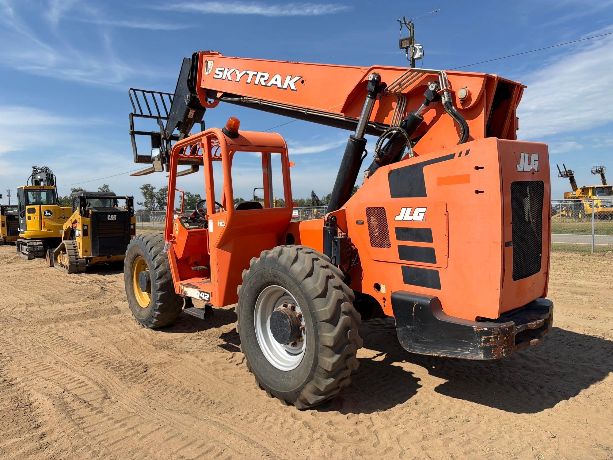 Skytrak 8042