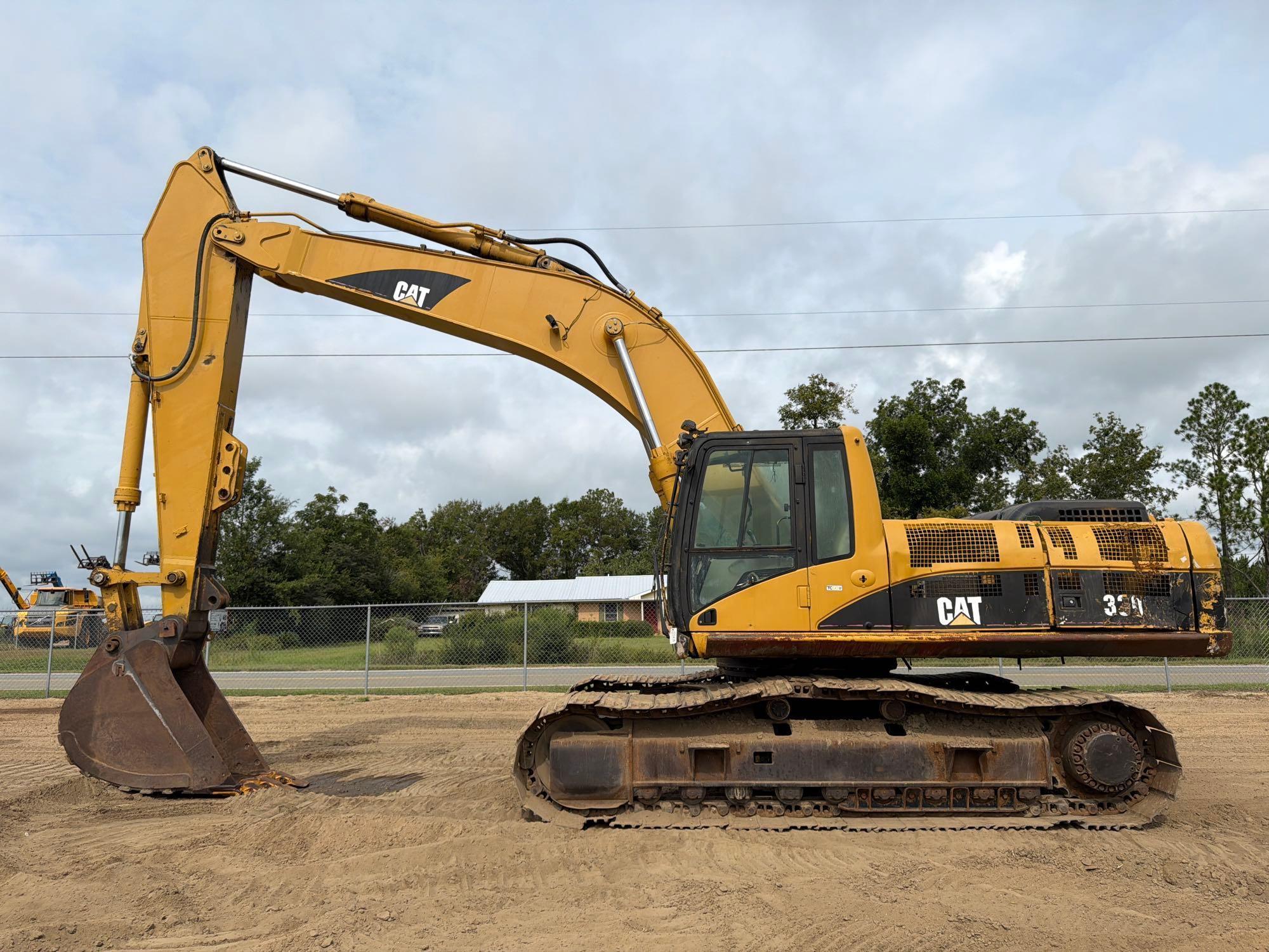 Photo of 2002 Caterpillar 330C