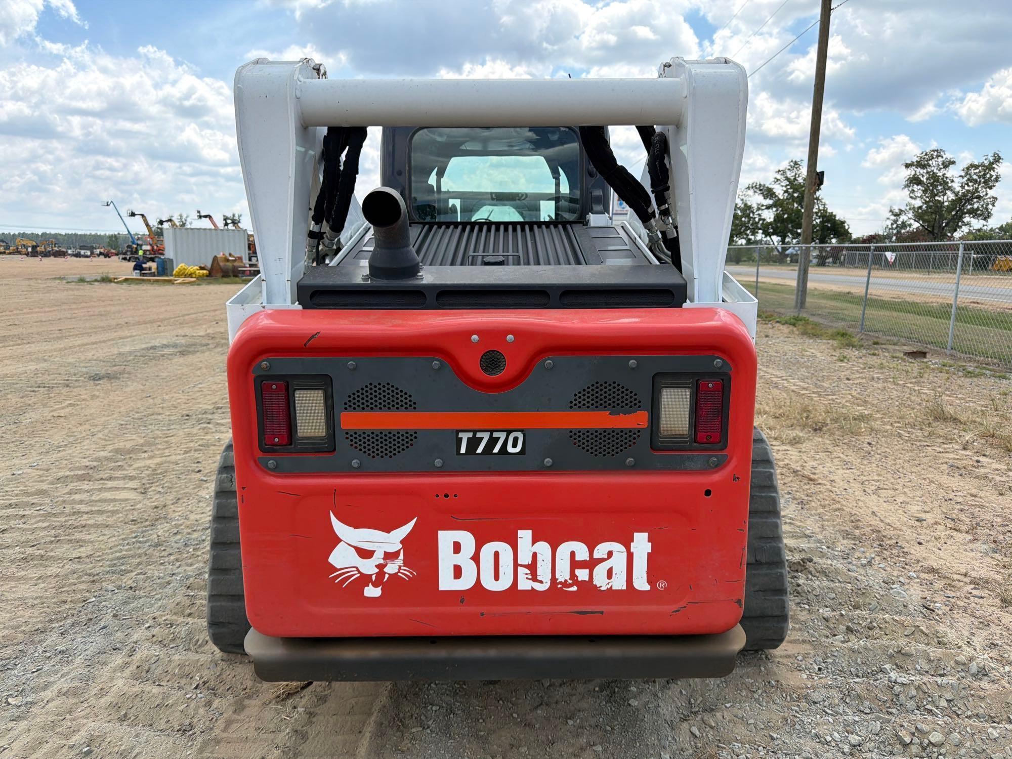 Bobcat T770