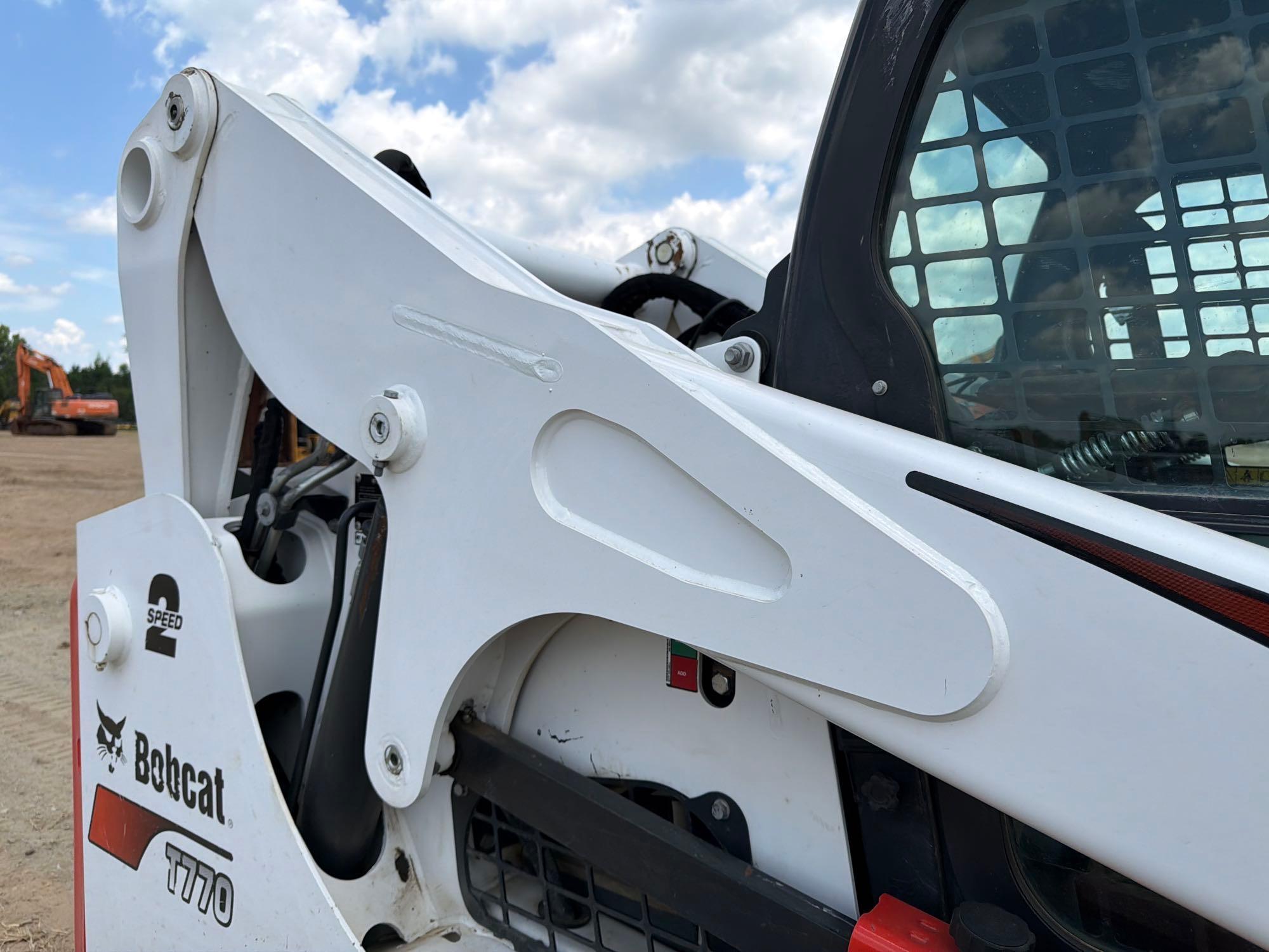 Bobcat T770