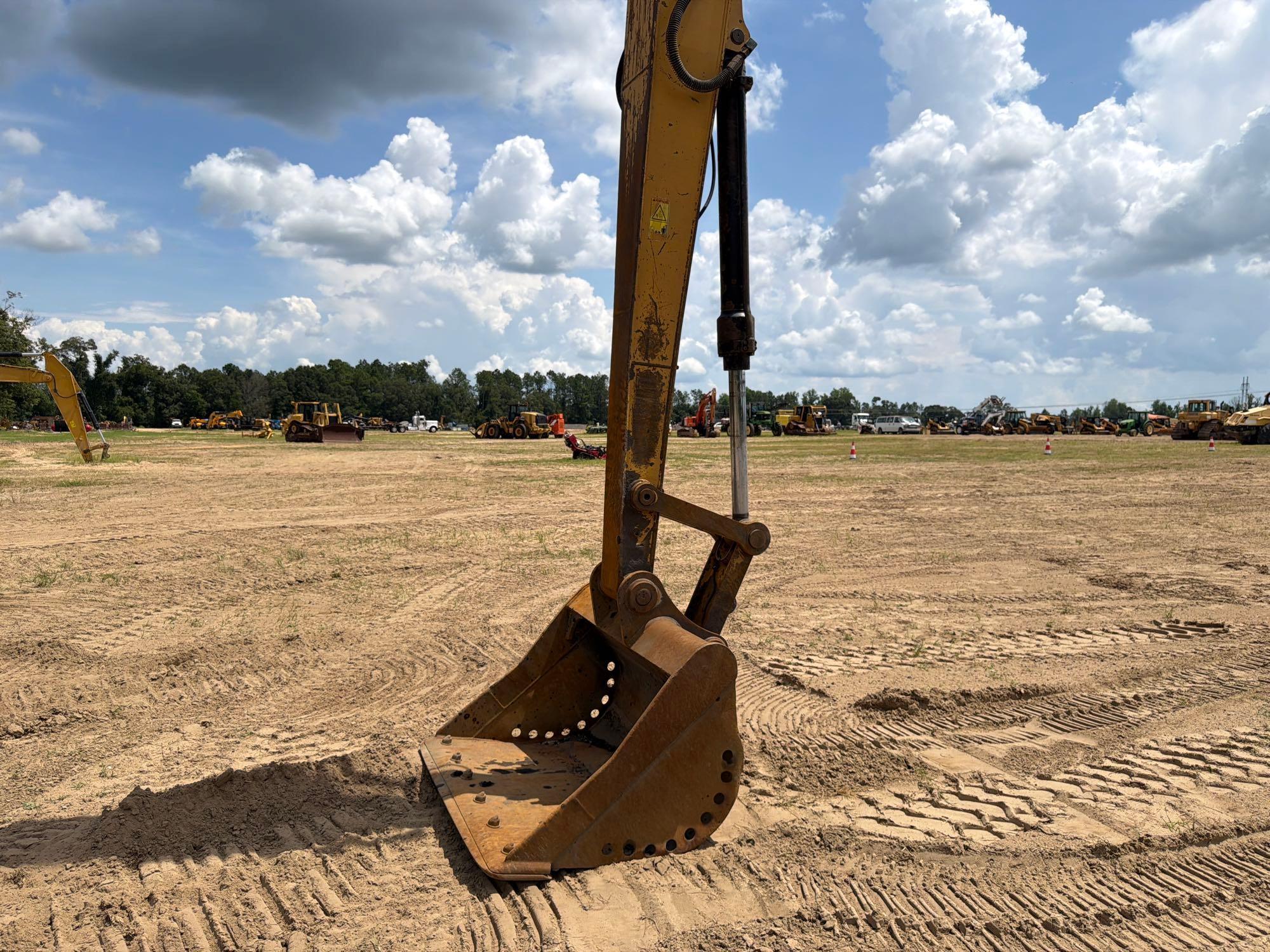 Caterpillar 324EL