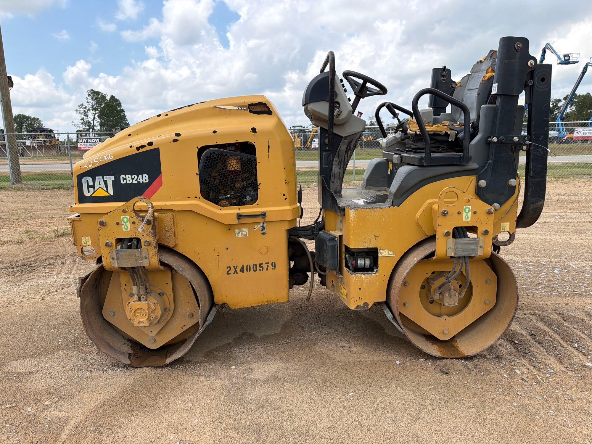 Photo of 2016 Caterpillar CB24B