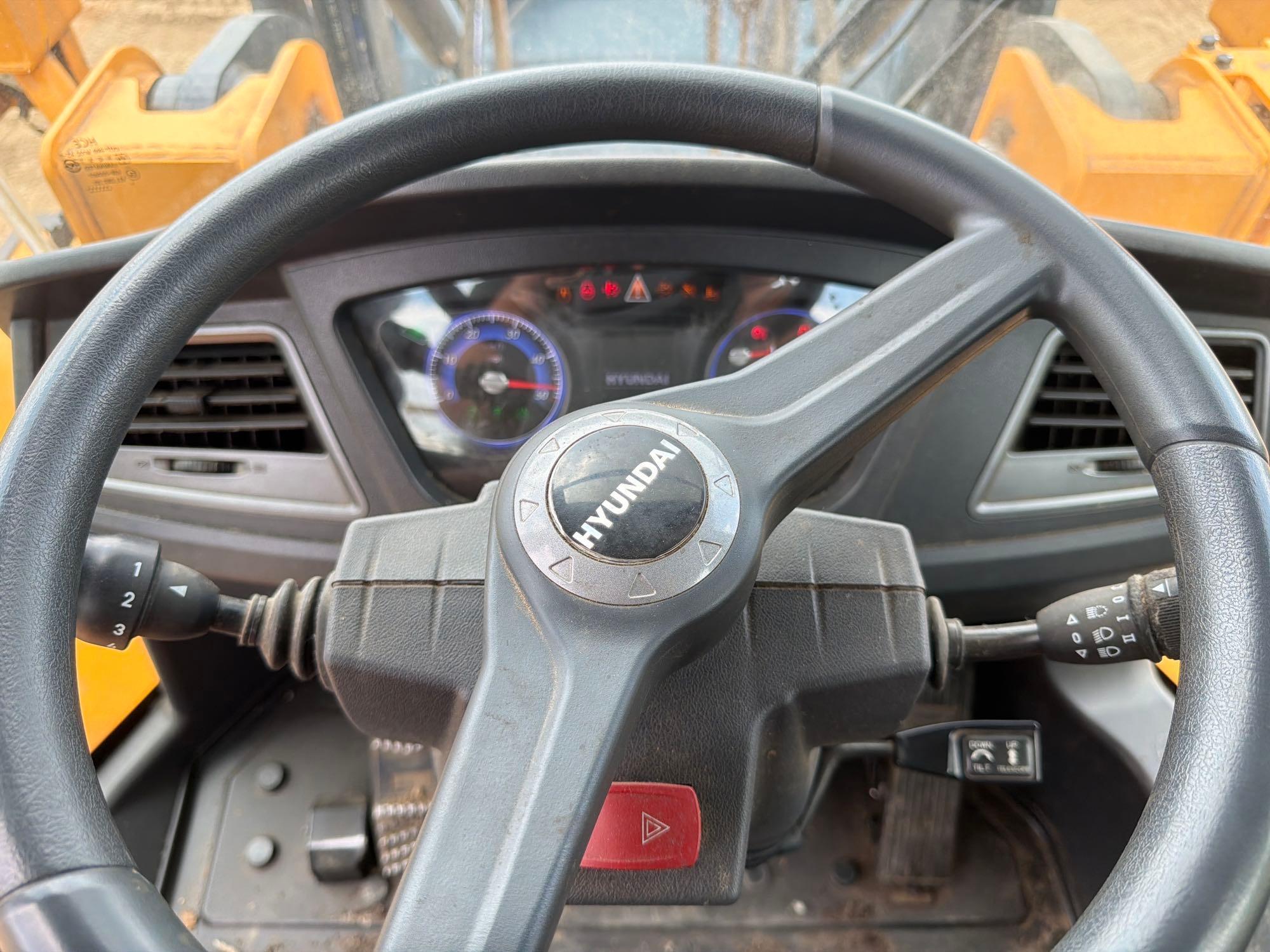 Hyundai 940