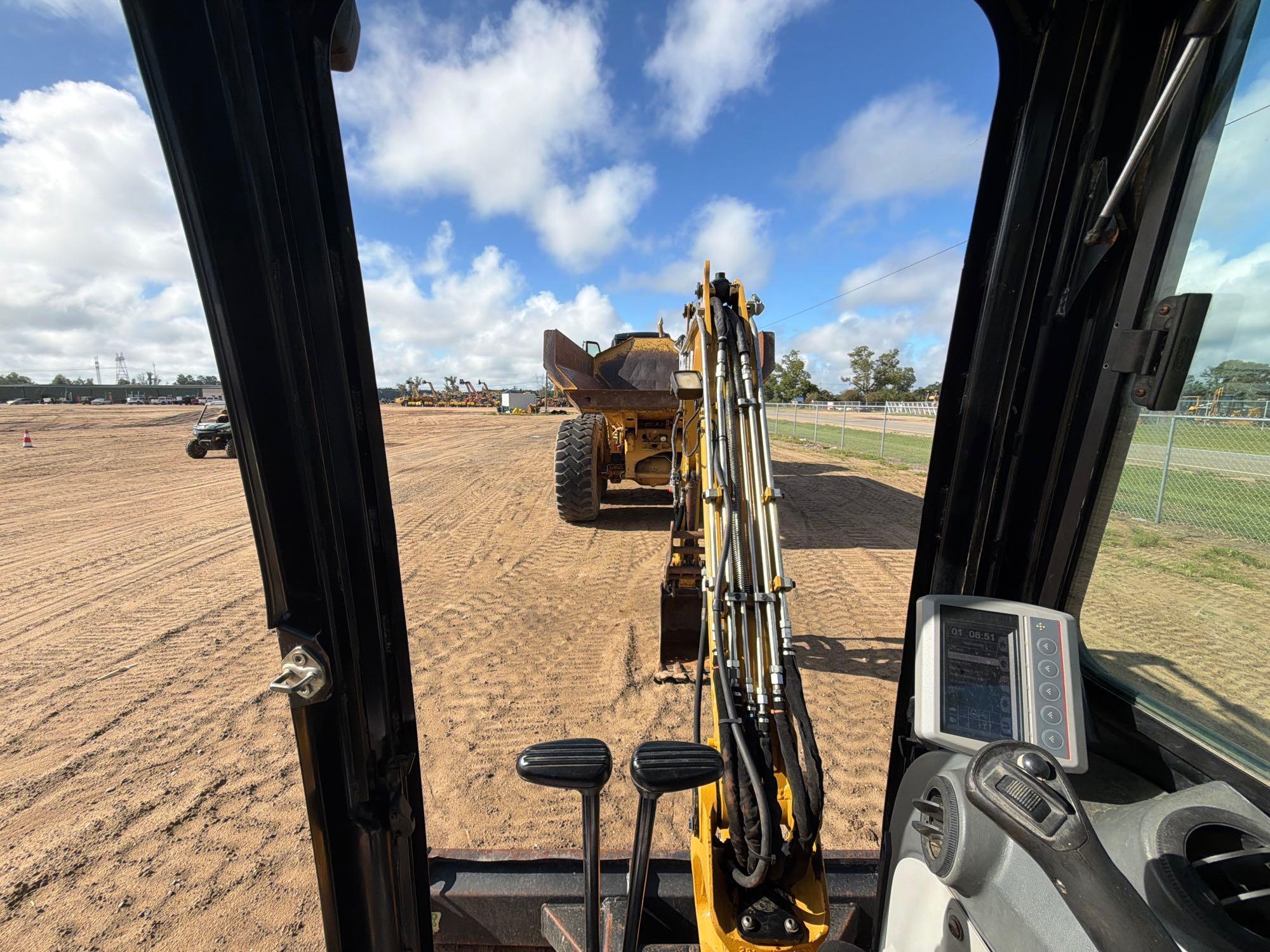 Caterpillar 304