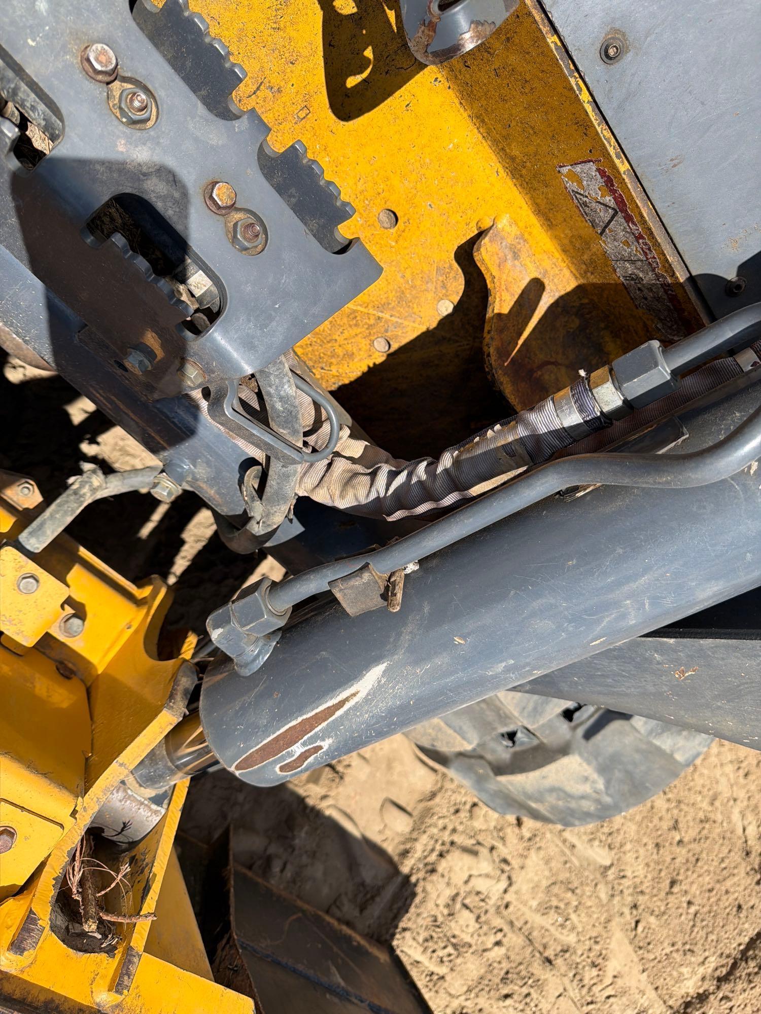 2022 John Deere 333