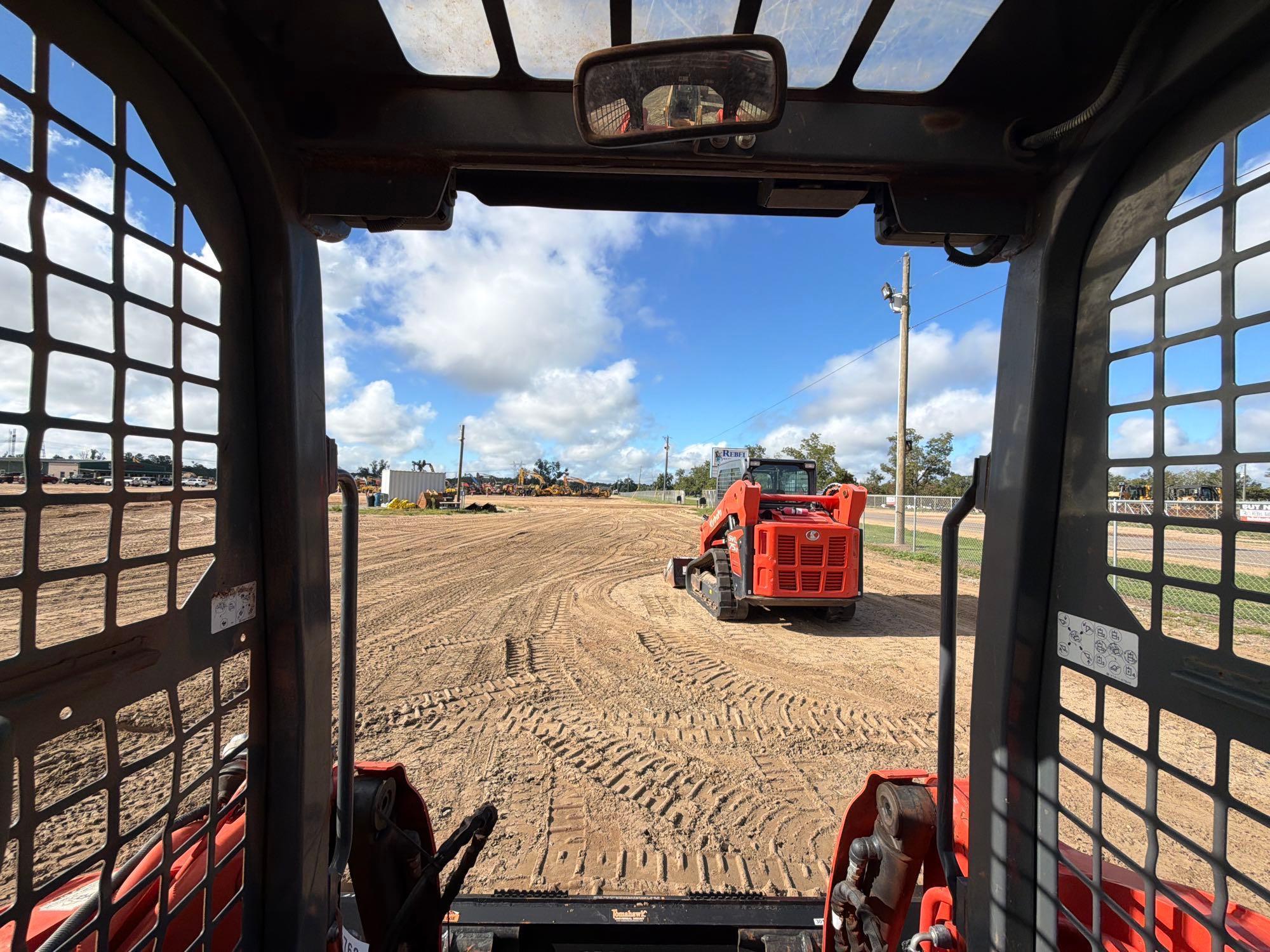 2023 Kubota 752