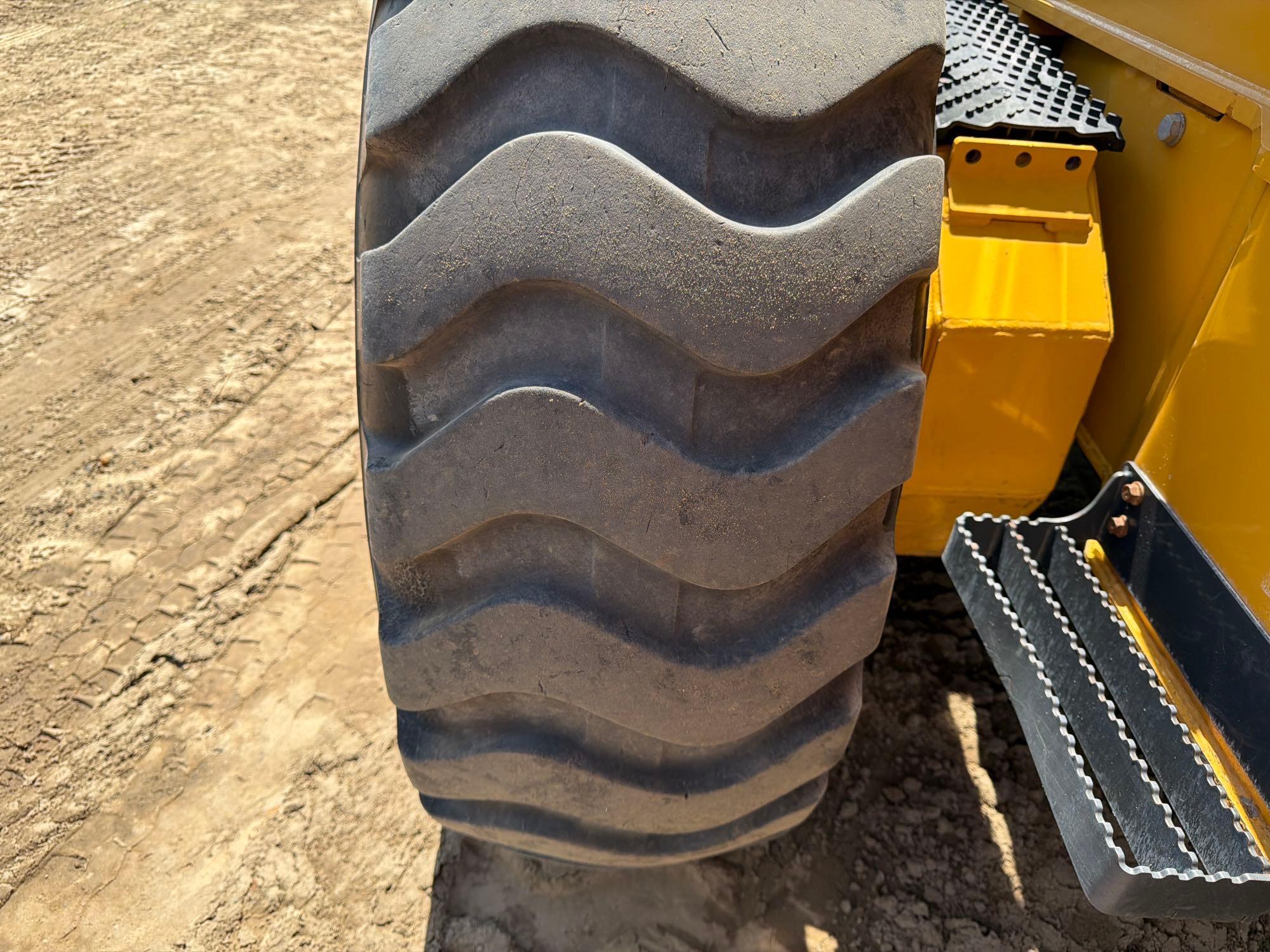 2021 John Deere 672G