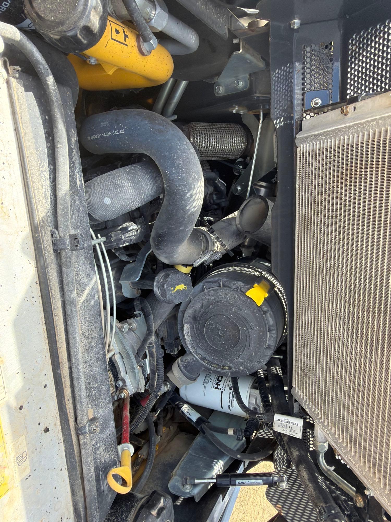 2024 New Holland 332