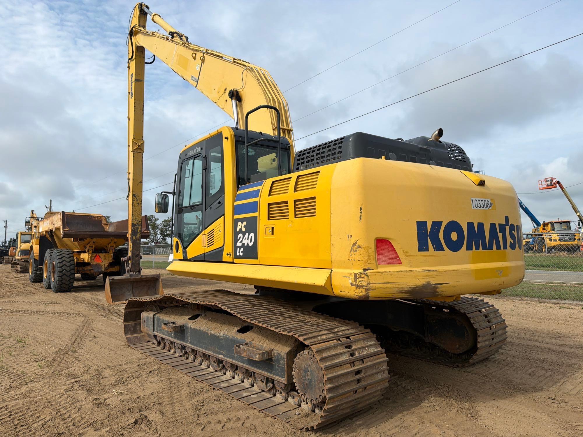 2021 Komatsu PC240LC