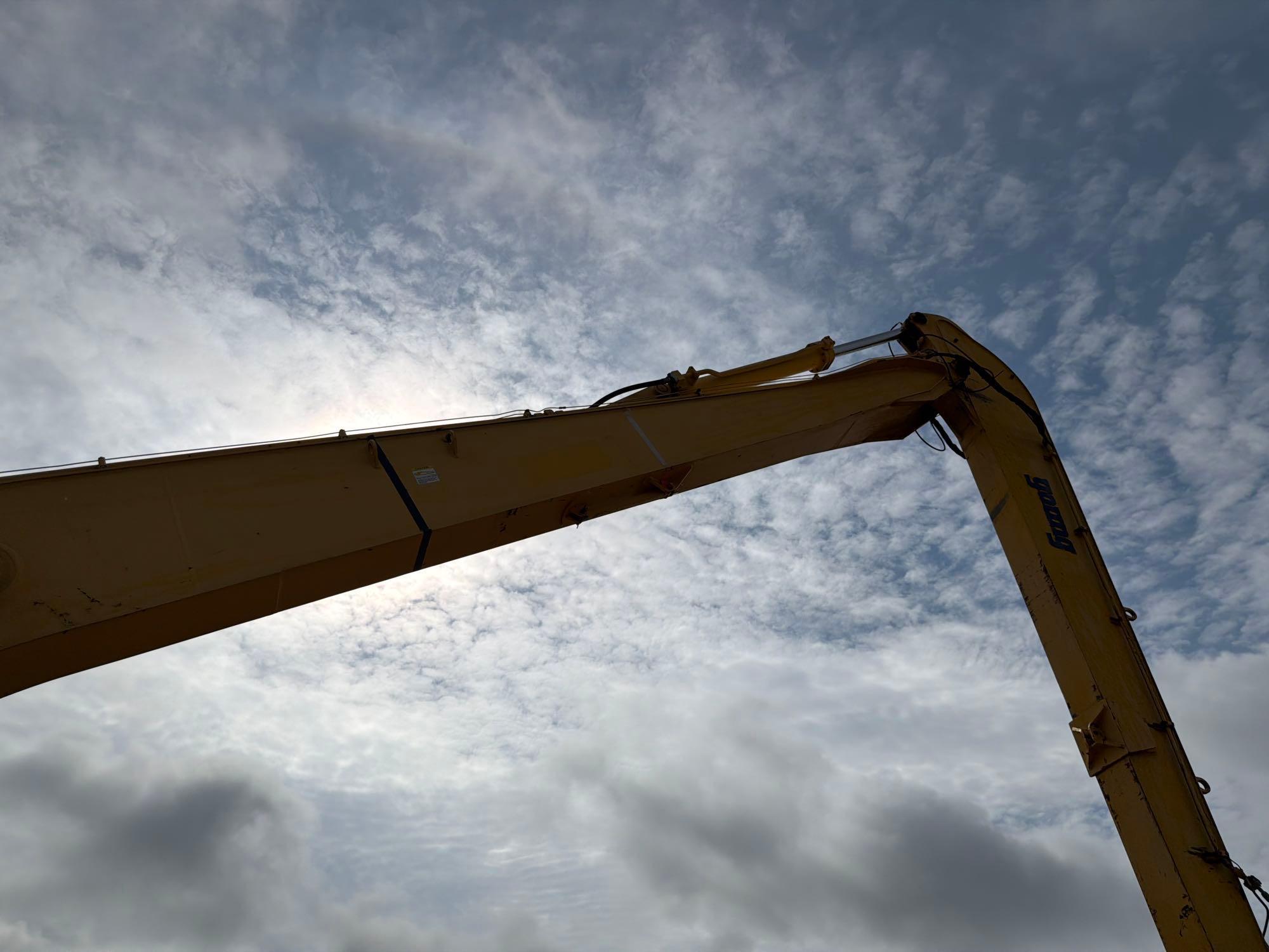 2021 Komatsu PC240LC