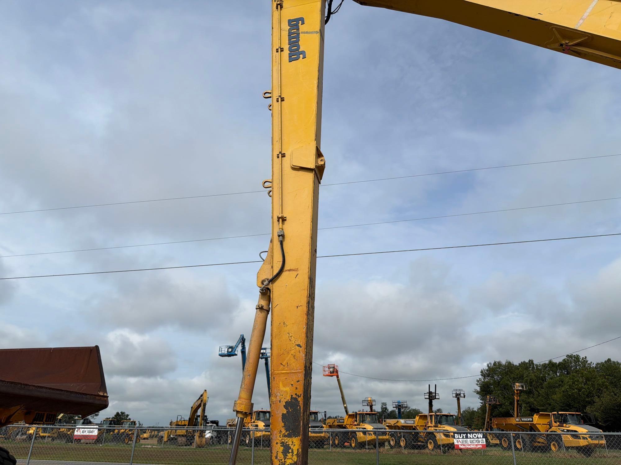 2021 Komatsu PC240LC