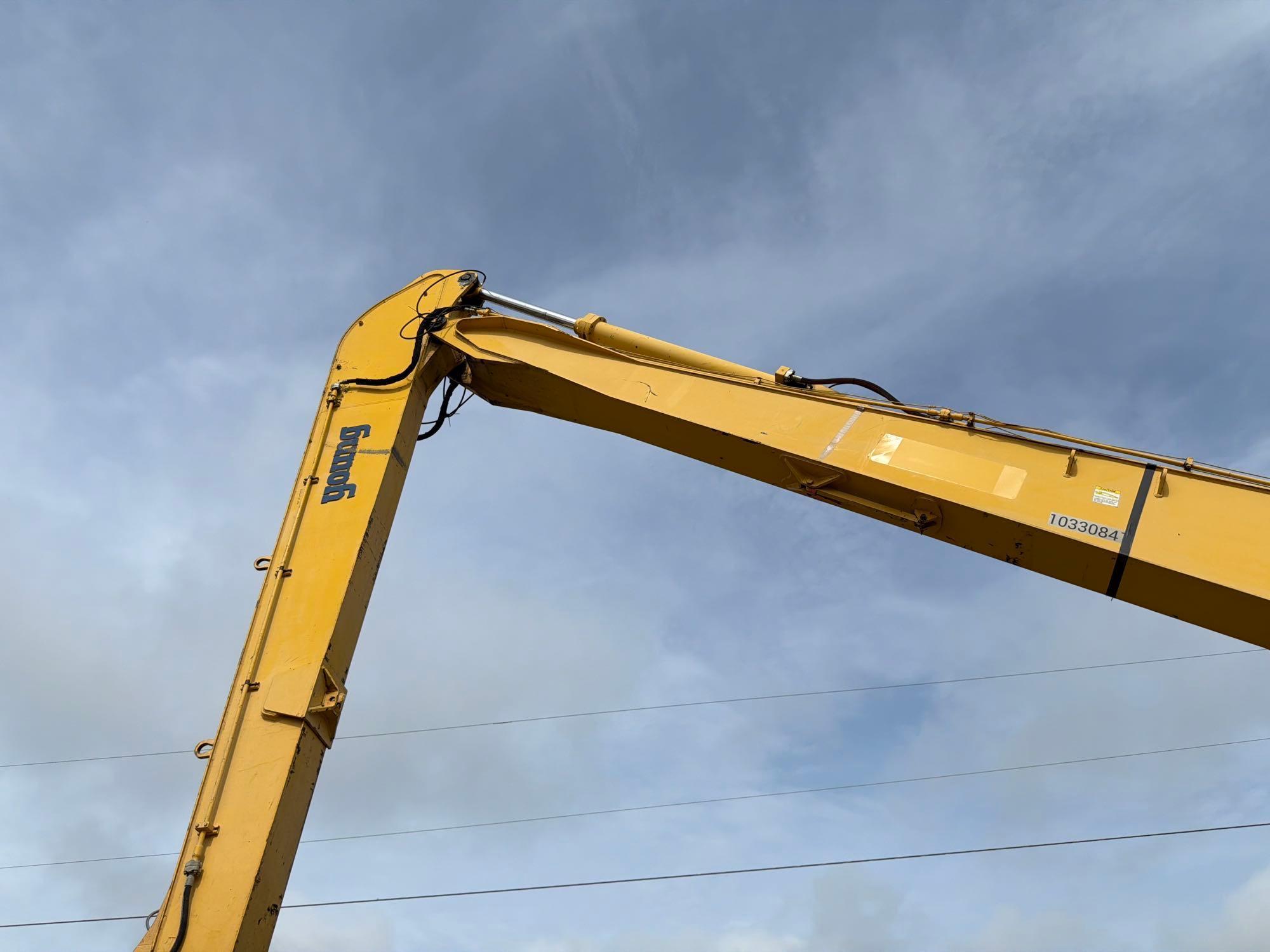 2021 Komatsu PC240LC