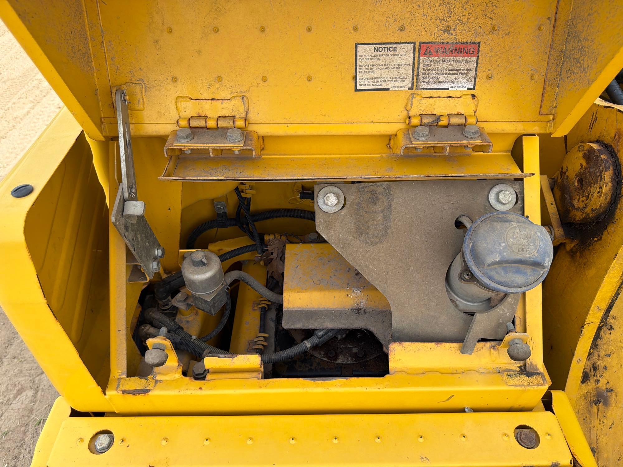 2021 Komatsu PC240LC