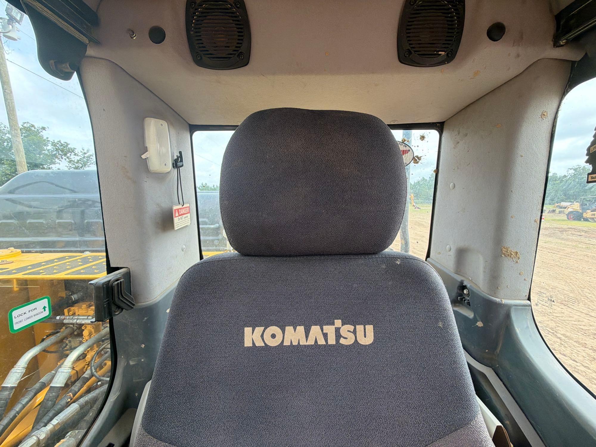 2021 Komatsu PC240LC