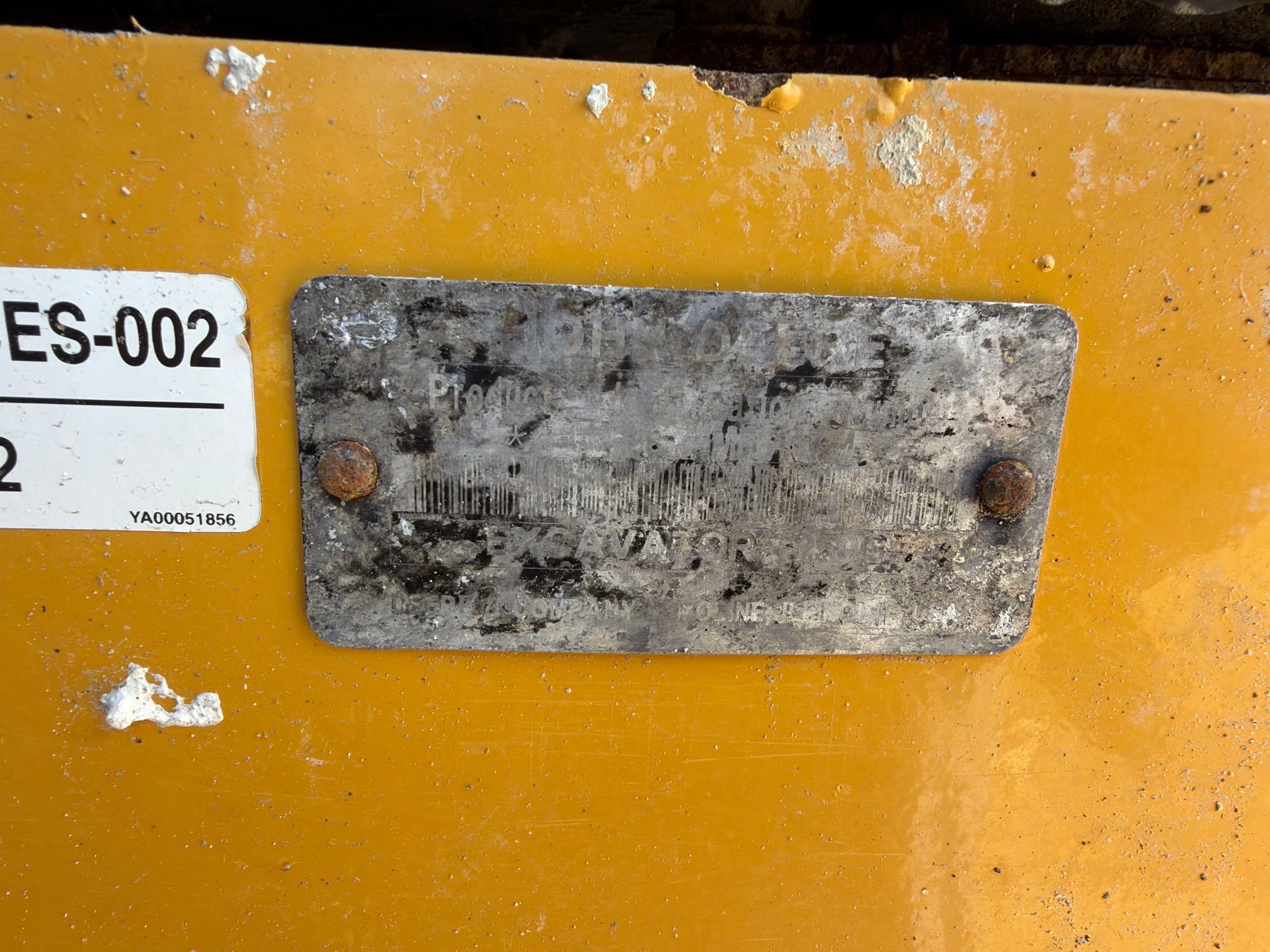 John Deere L250G