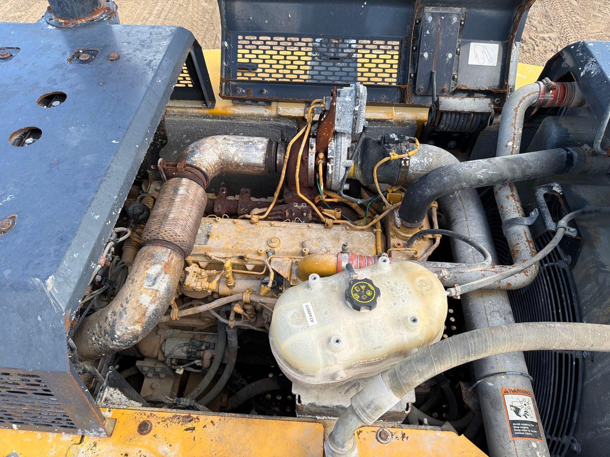 John Deere L250G